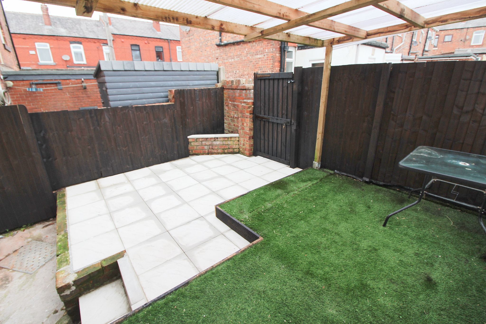 3 bedroom mid terraced house Let in Wigan - Photograph 9.