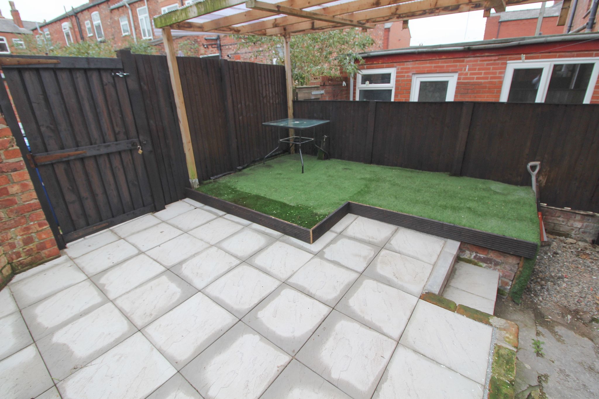 3 bedroom mid terraced house Let in Wigan - Photograph 10.