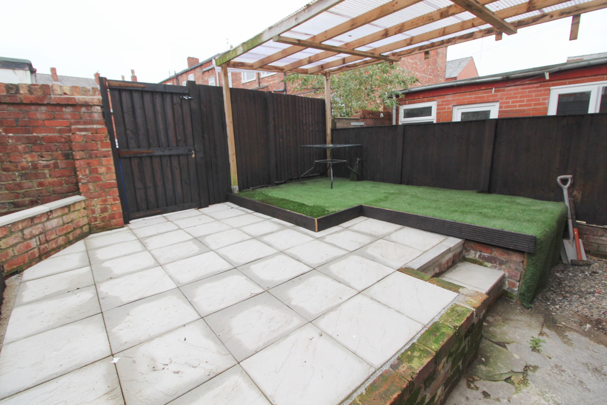3 bedroom mid terraced house Let in Wigan - Photograph 11.