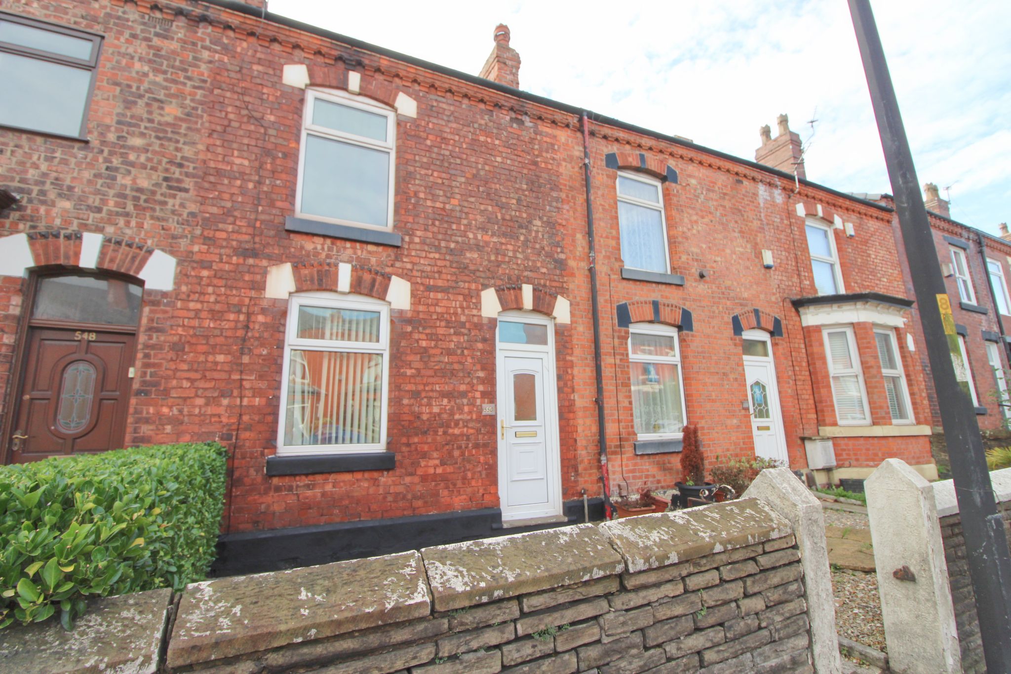 2 bedroom mid terraced house To Let in Wigan - Property photograph.