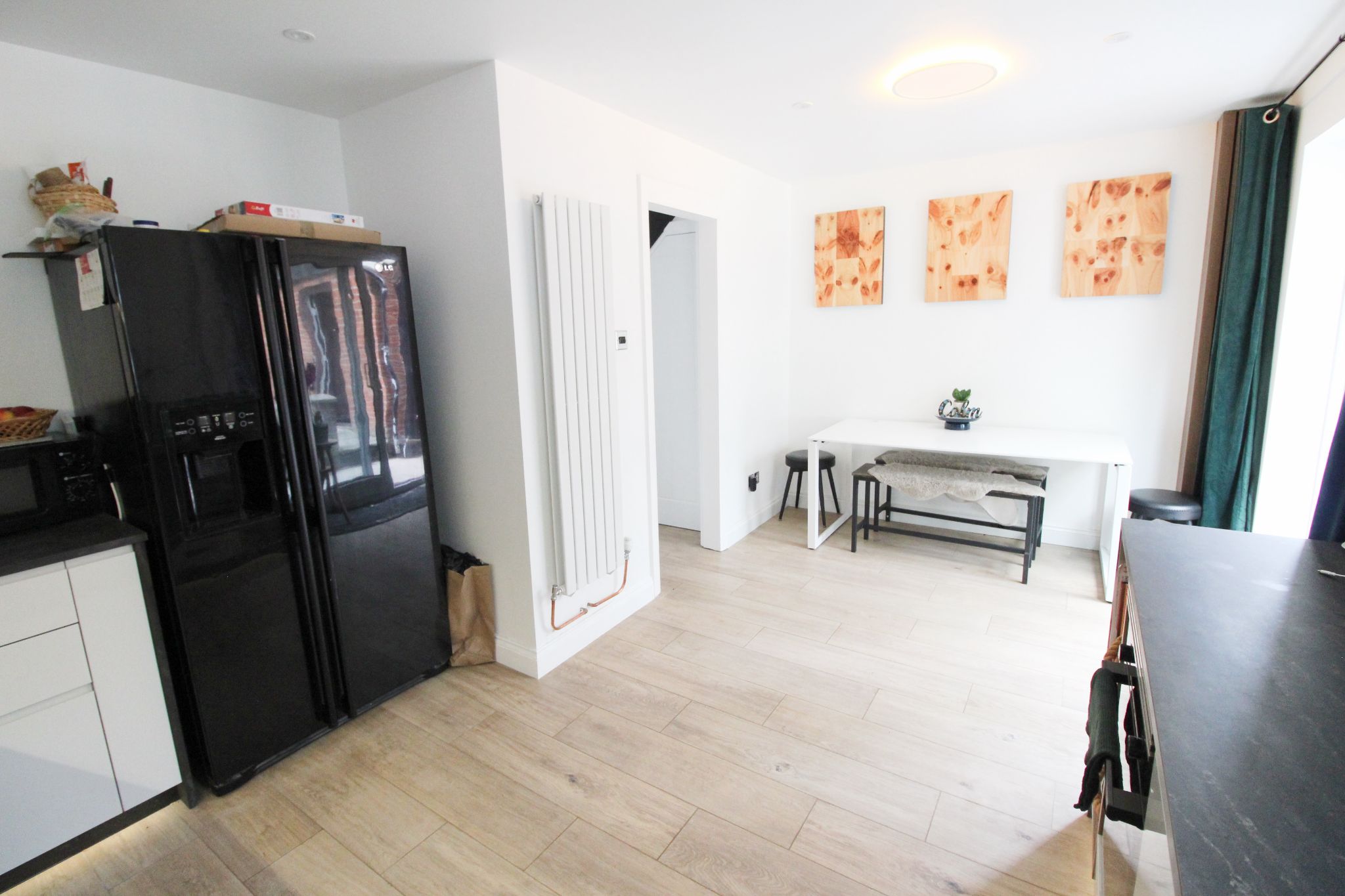 3 bedroom semi-detached house Let Agreed in Wigan - Photograph 12.