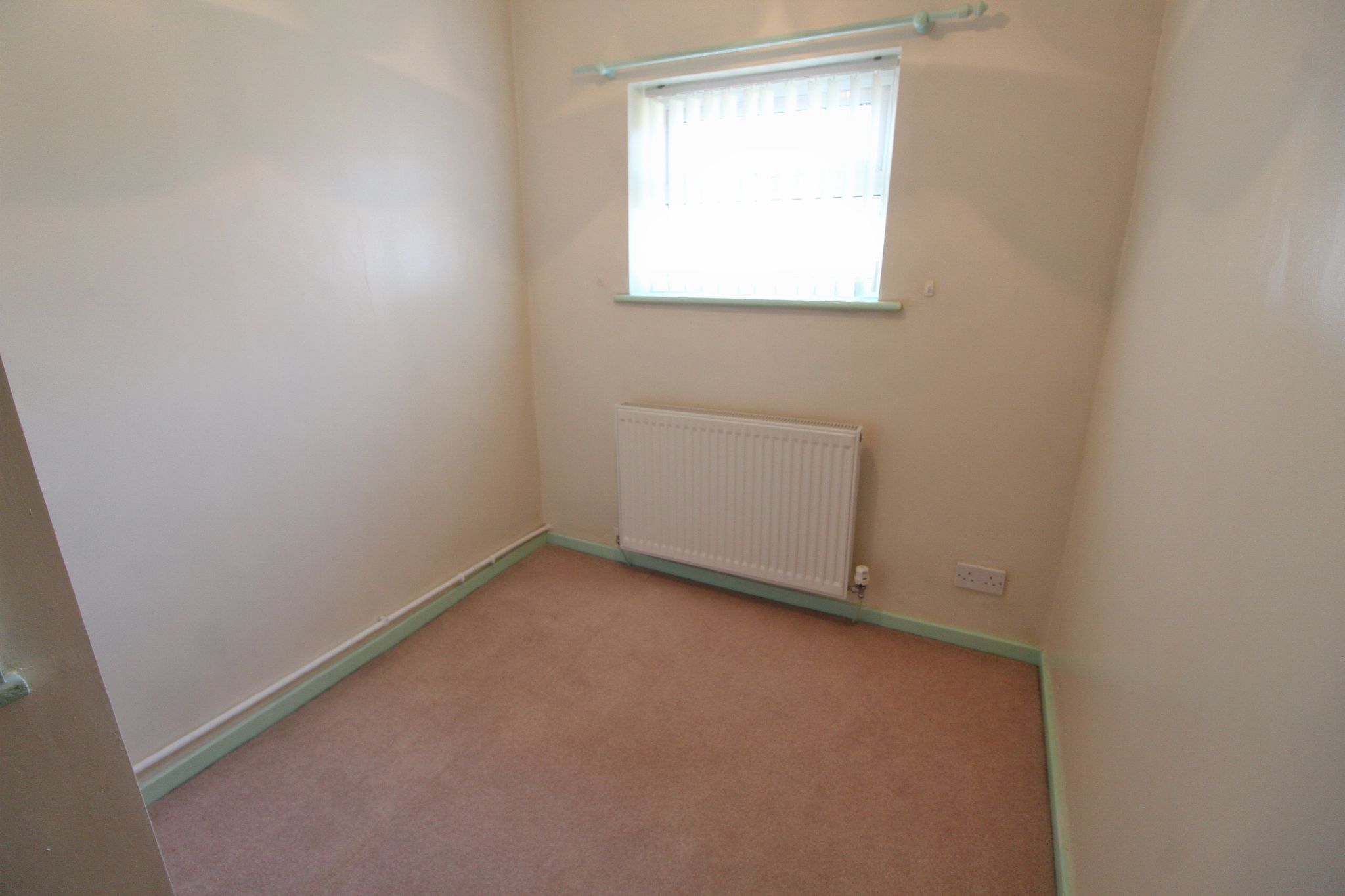 3 bedroom semi-detached house For Sale in Wigan - Photograph 11.
