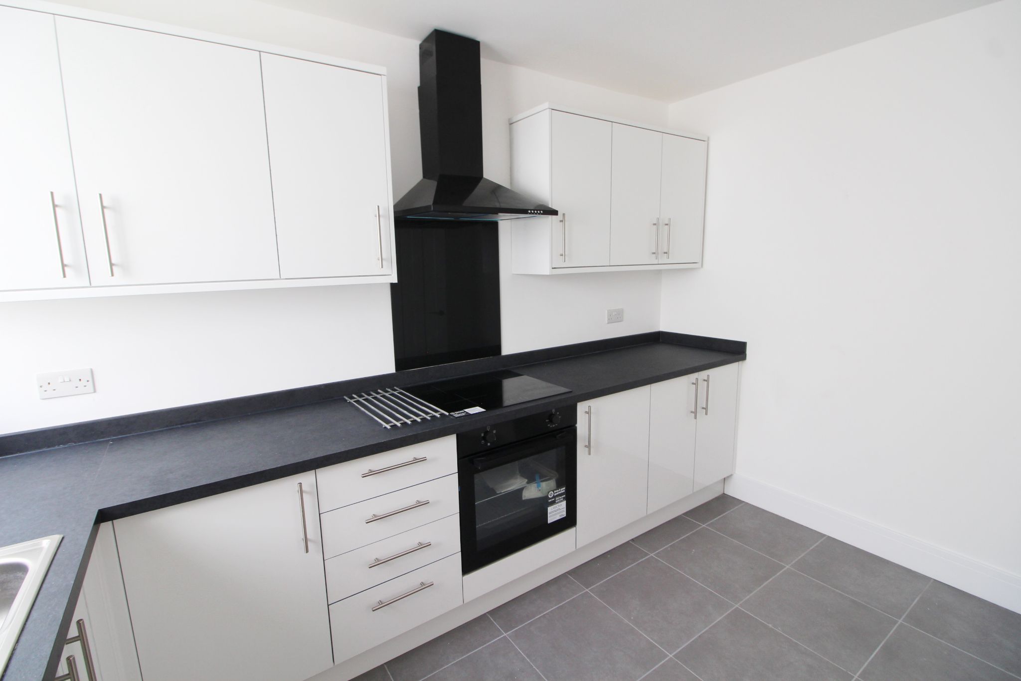 2 bedroom apartment flat/apartment To Let in Wigan - Photograph 5.