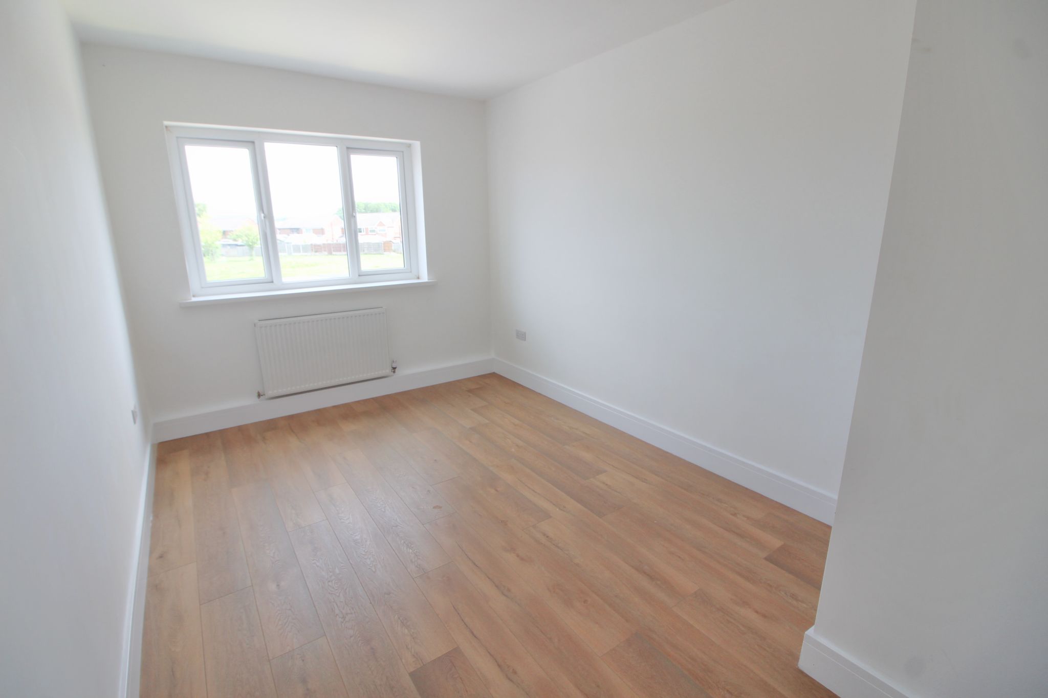 2 bedroom apartment flat/apartment To Let in Wigan - Photograph 10.