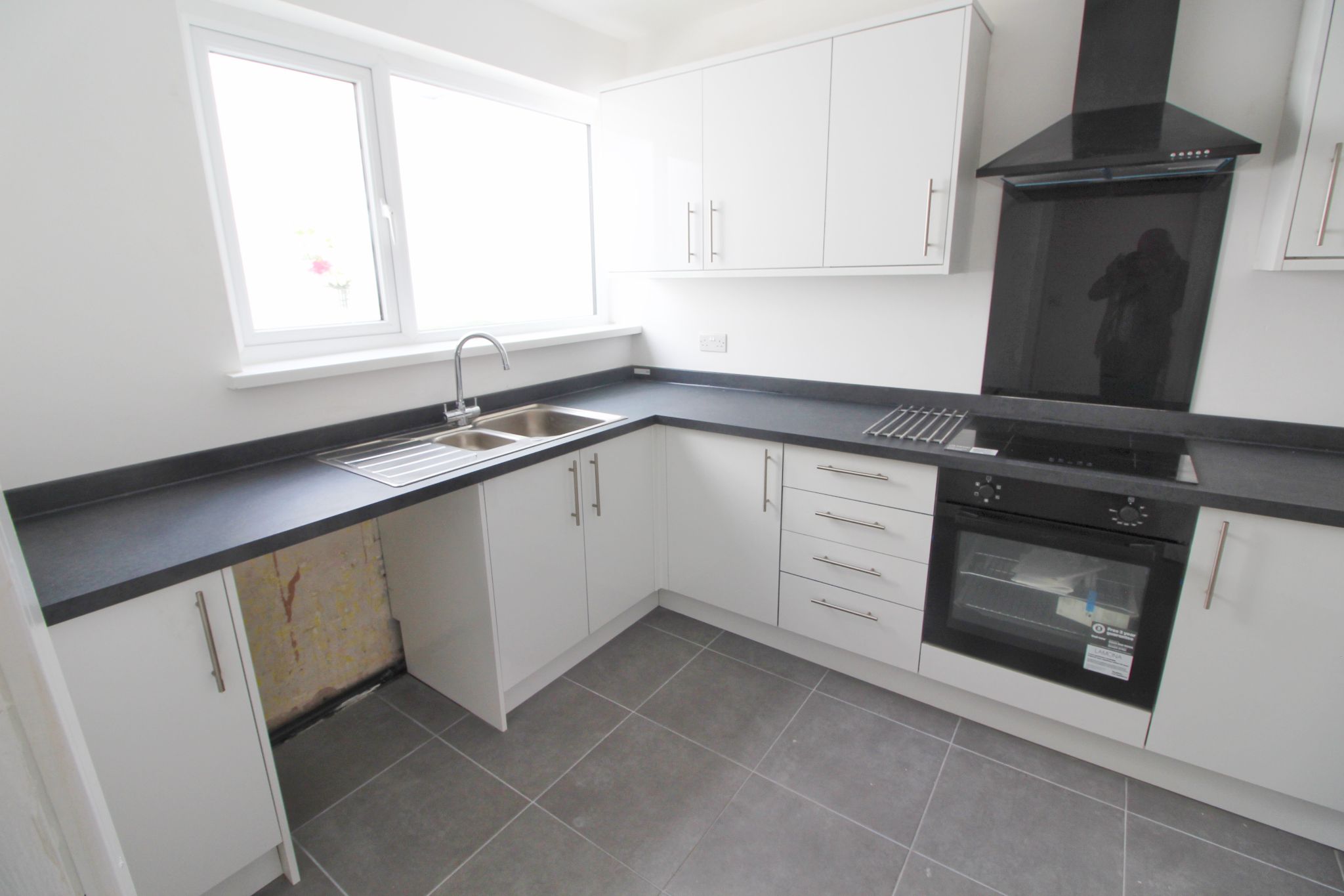 2 bedroom apartment flat/apartment To Let in Wigan - Photograph 4.