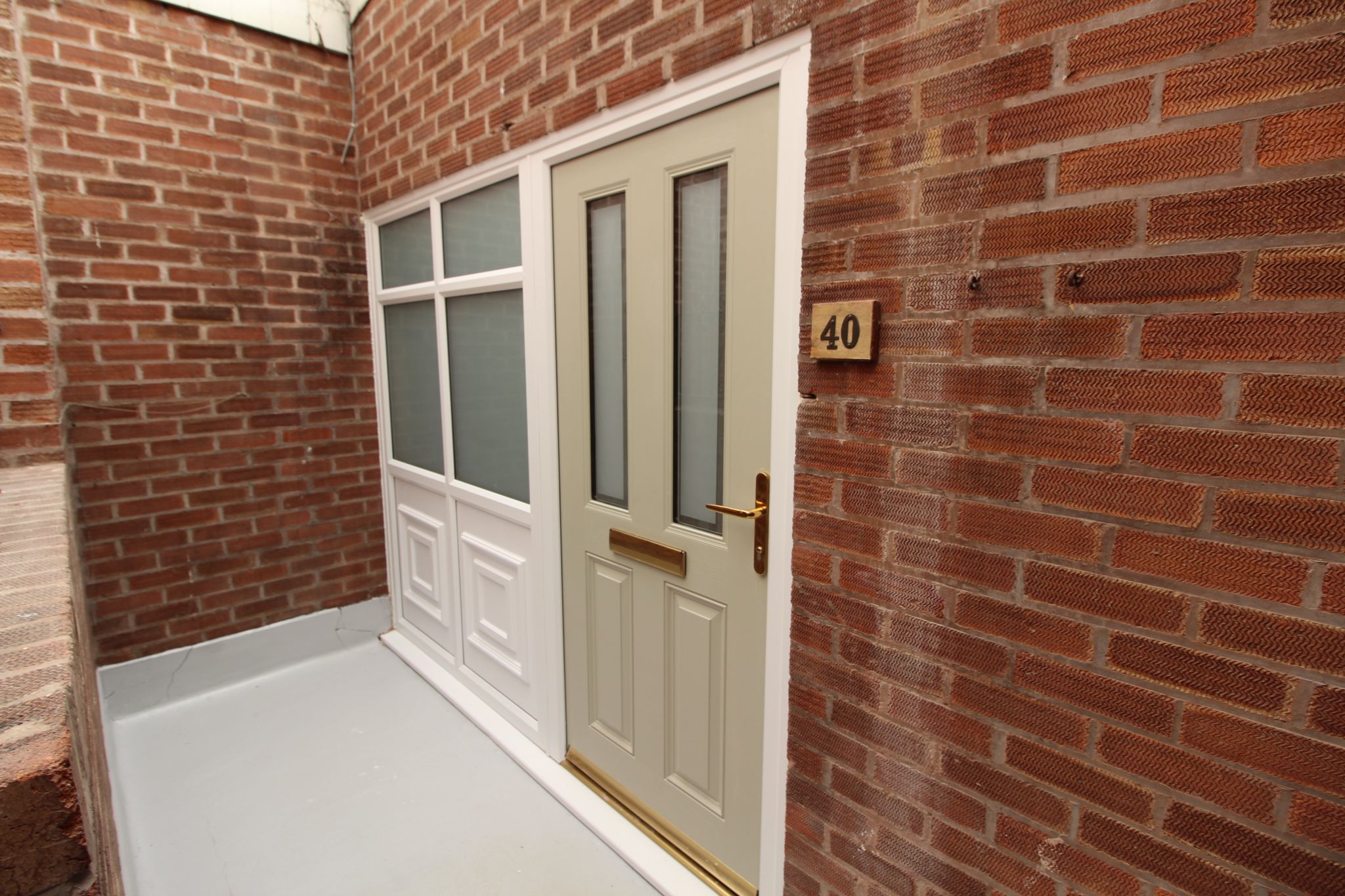 2 bedroom apartment flat/apartment To Let in Wigan - Property photograph.