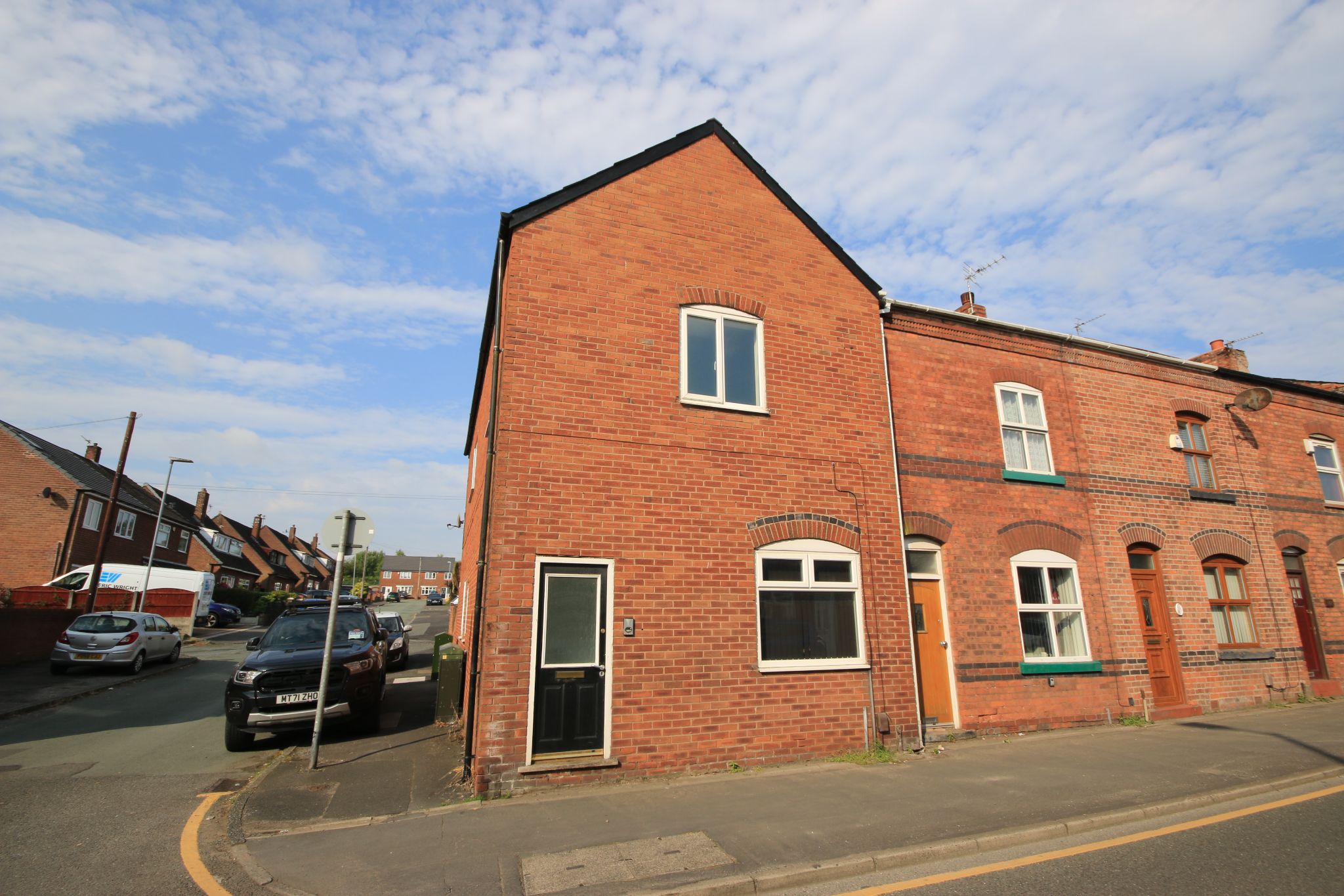 1 bedroom apartment flat/apartment SSTC in Wigan - Photograph 1.