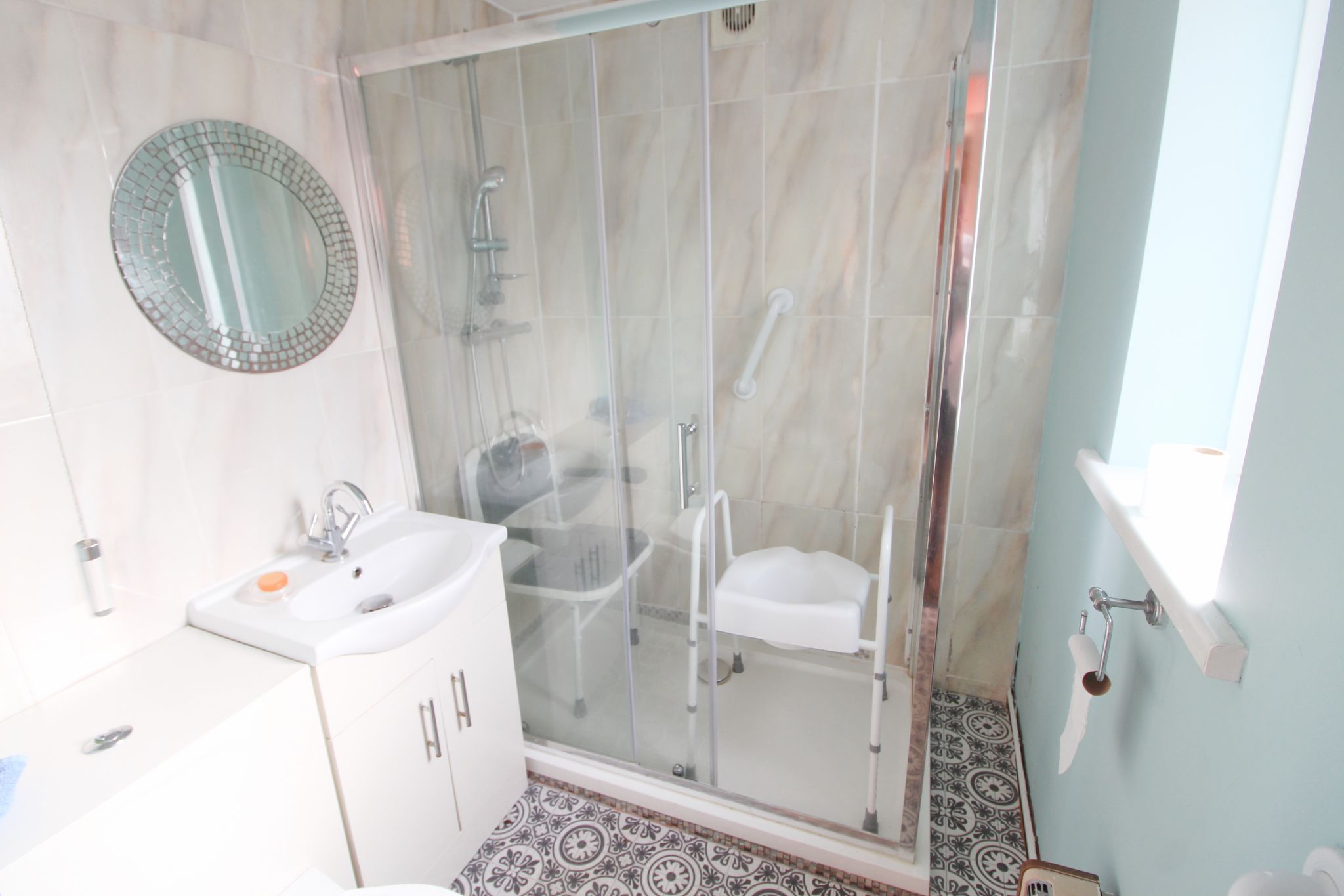 3 bedroom semi-detached house SSTC in Wigan - Photograph 6.