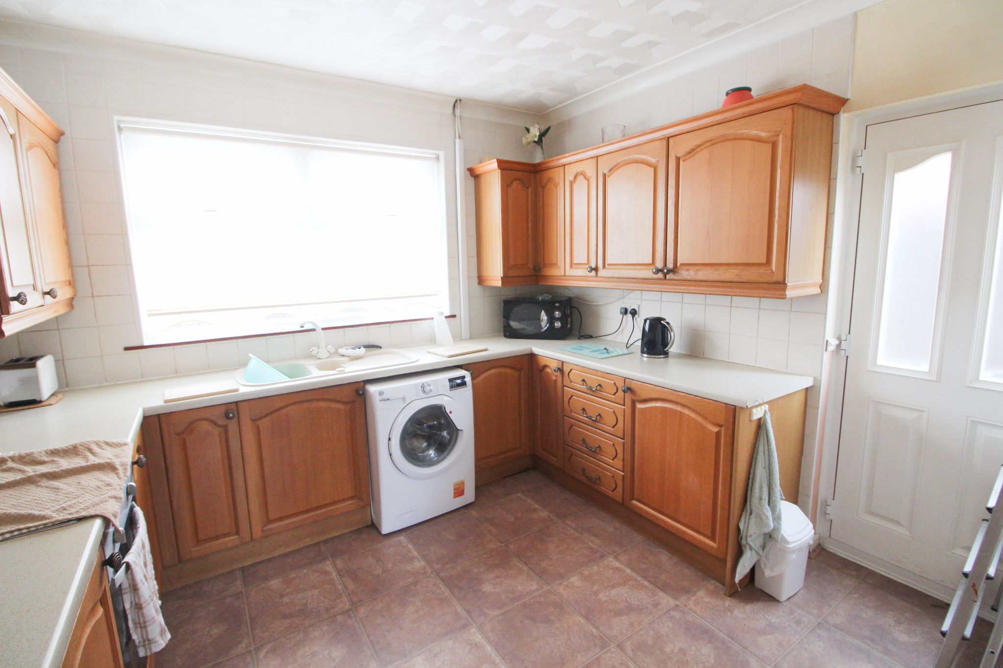 3 bedroom end terraced house Sale Agreed in Wigan - Photograph 6.