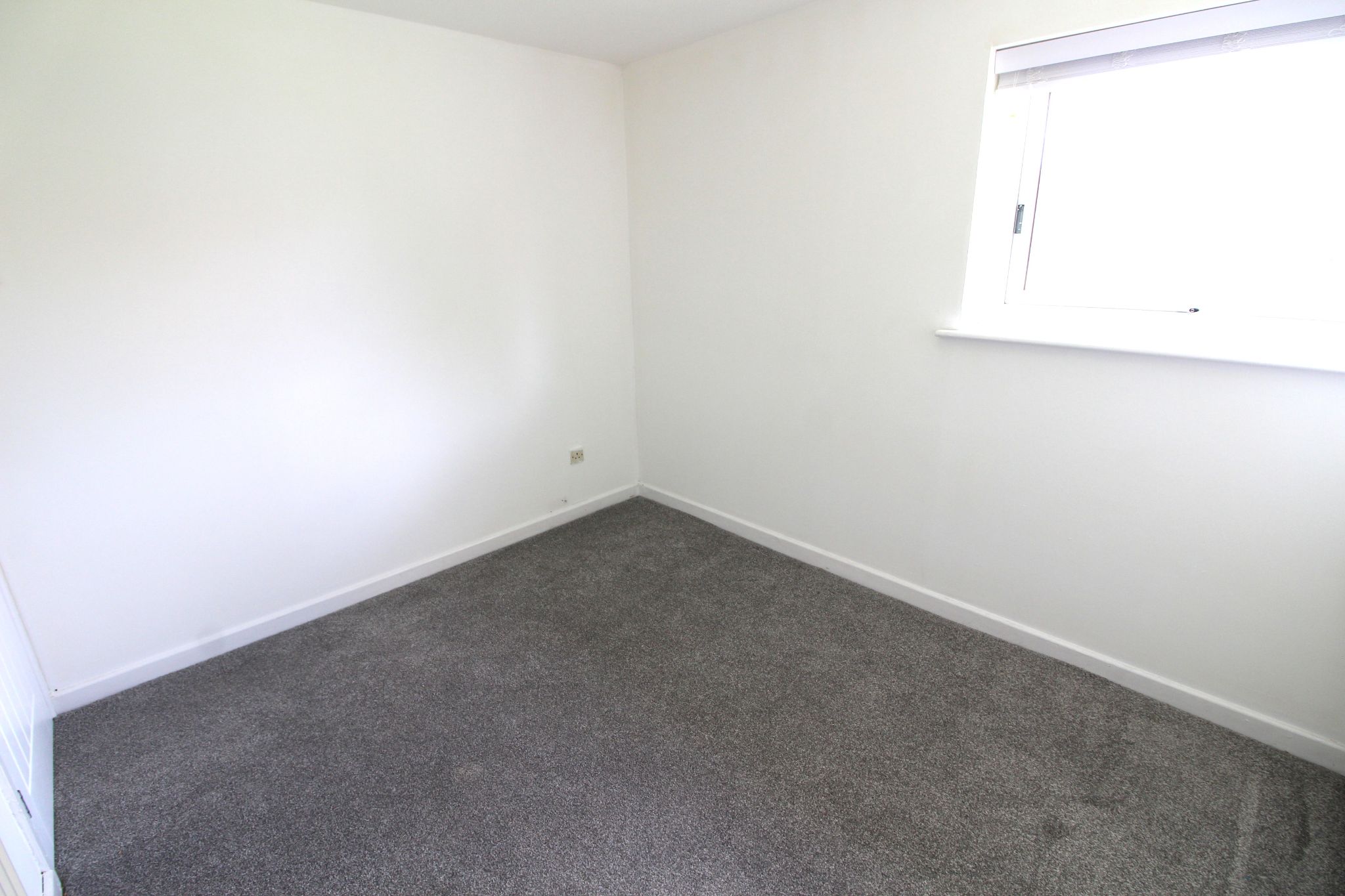 2 bedroom flat flat/apartment For Sale in Wigan - Photograph 10.