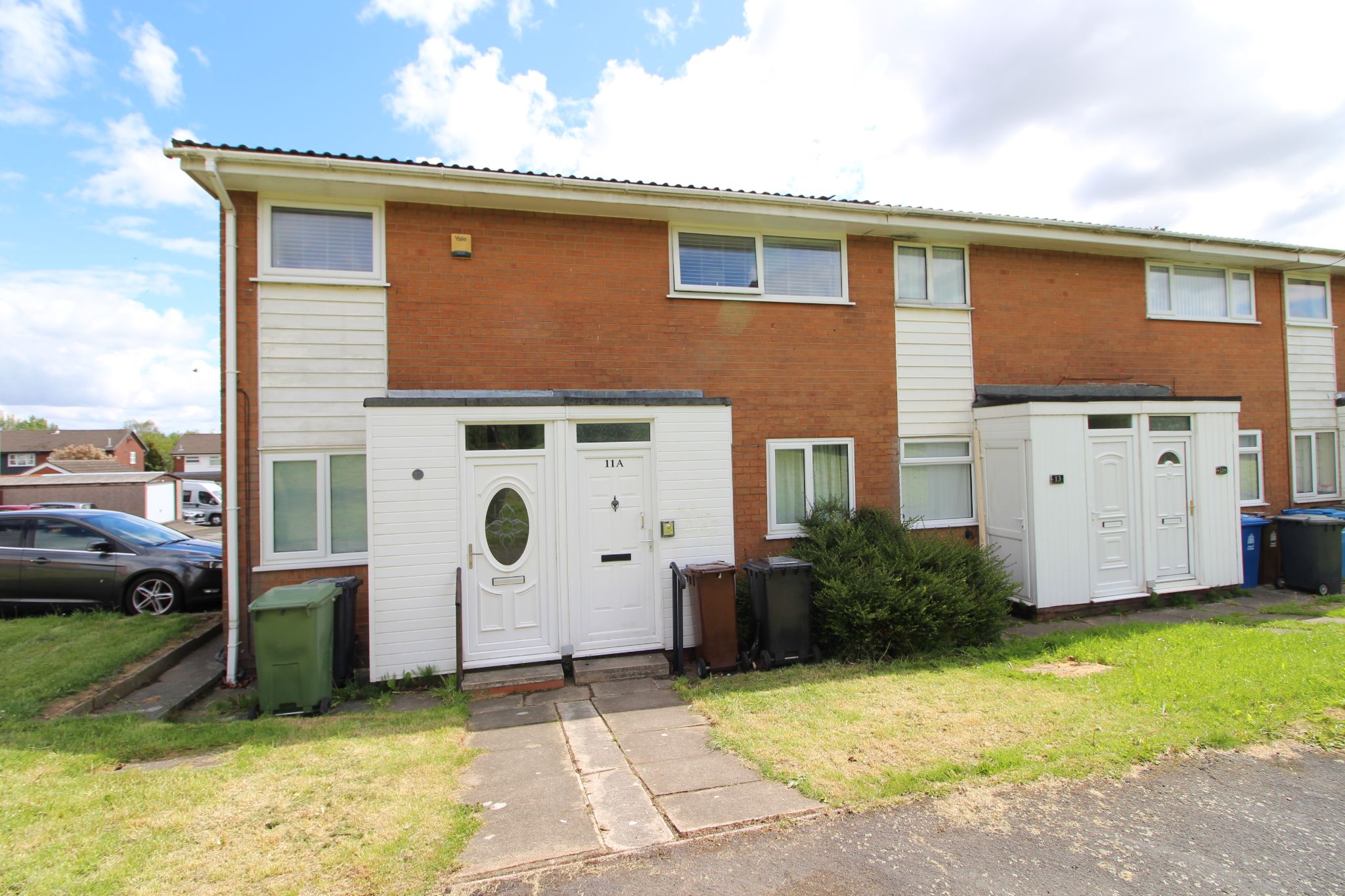 2 bedroom flat flat/apartment For Sale in Wigan - Property photograph.