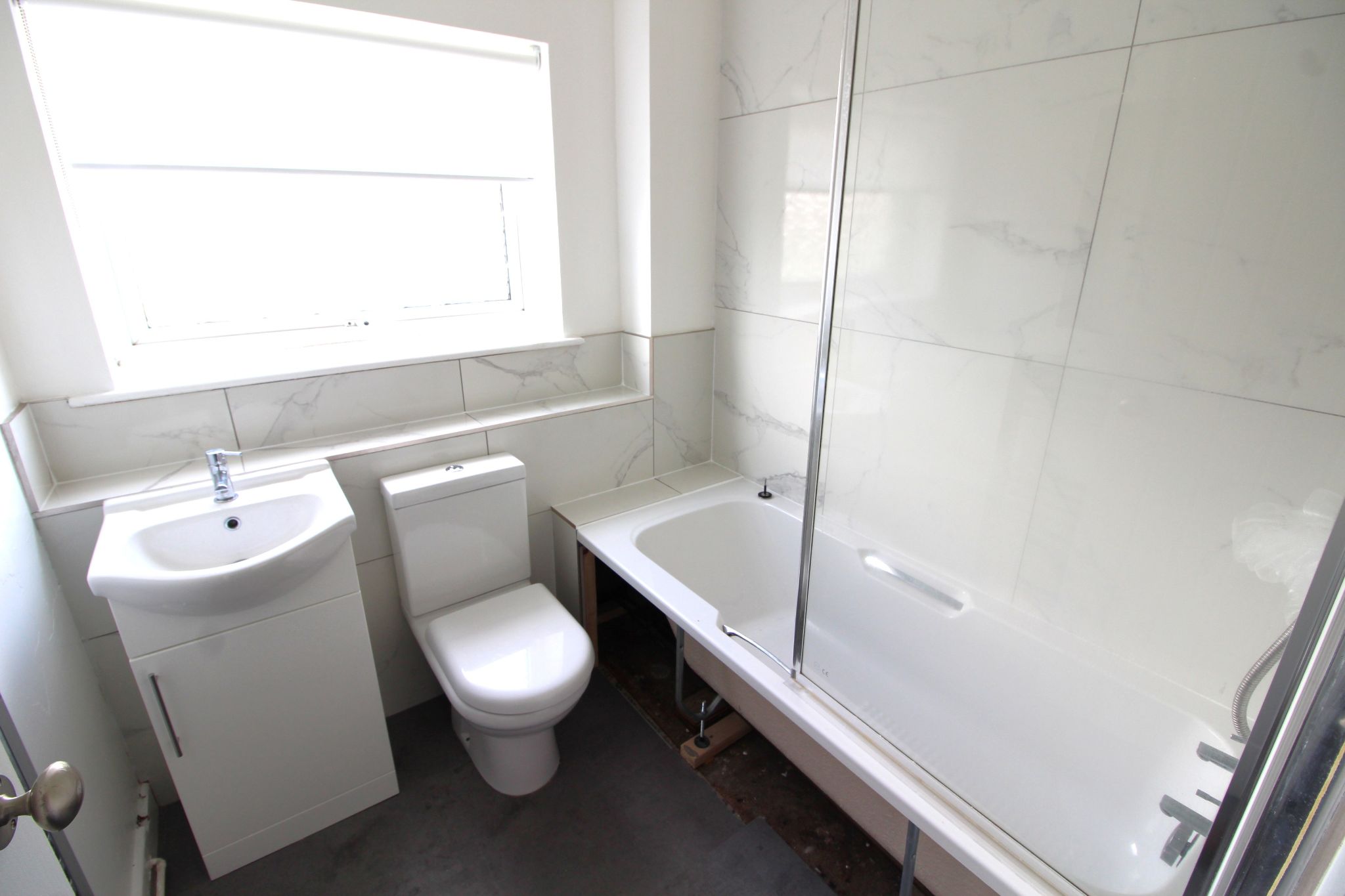 2 bedroom flat flat/apartment For Sale in Wigan - Photograph 11.
