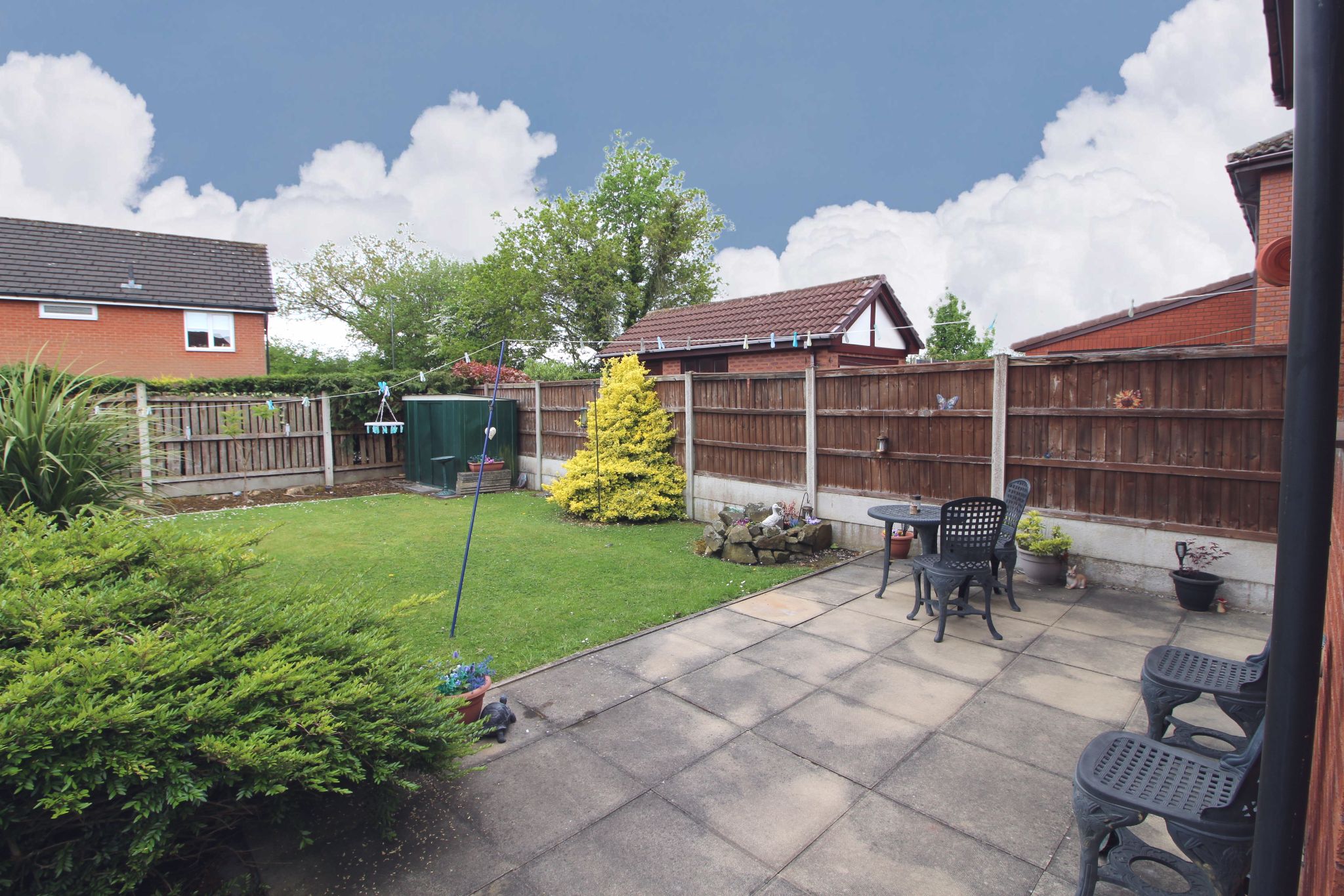2 bedroom semi-detached house For Sale in Wigan - Photograph 9.