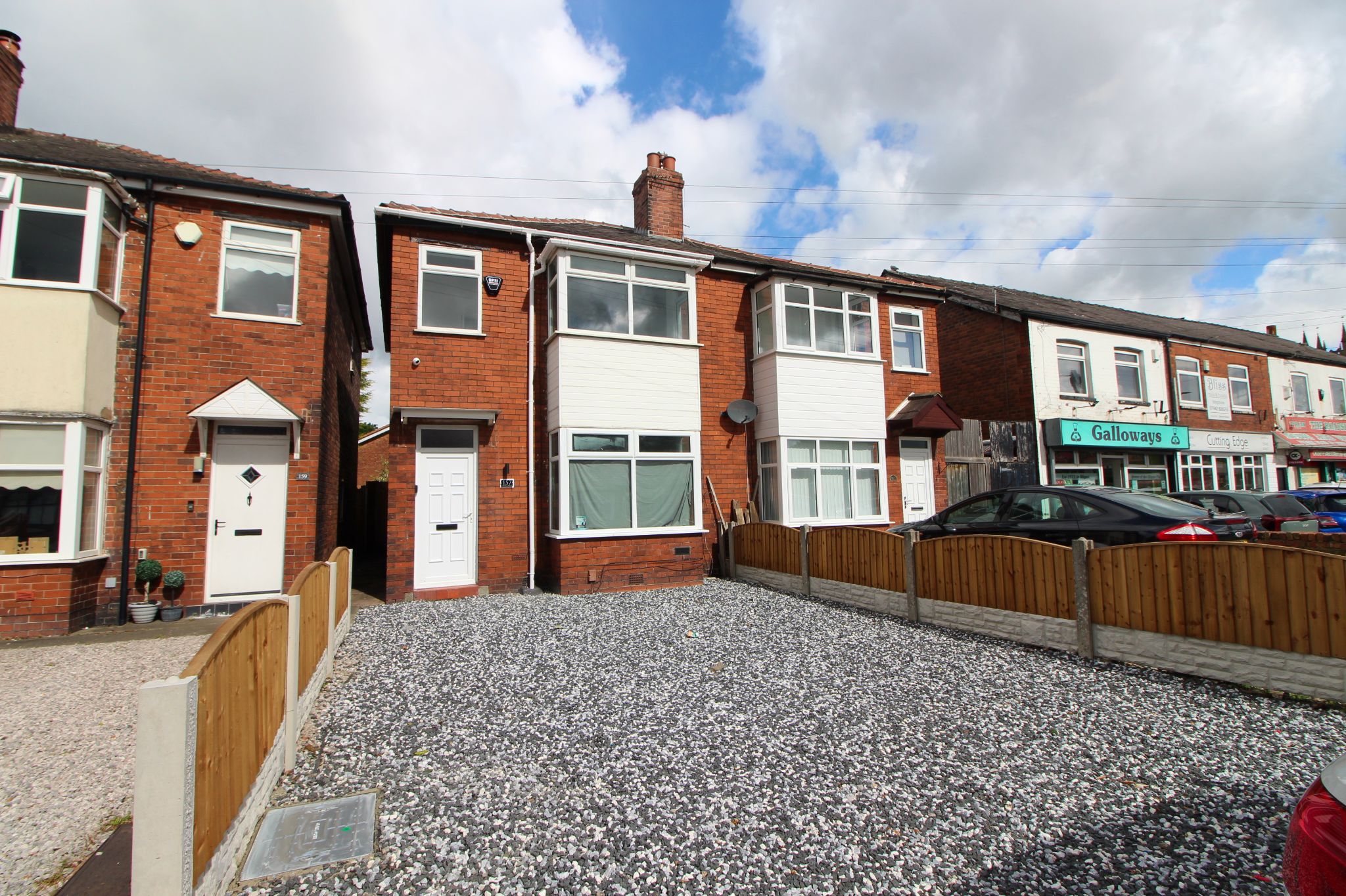 3 bedroom semi-detached house To Let in Wigan - Property photograph.