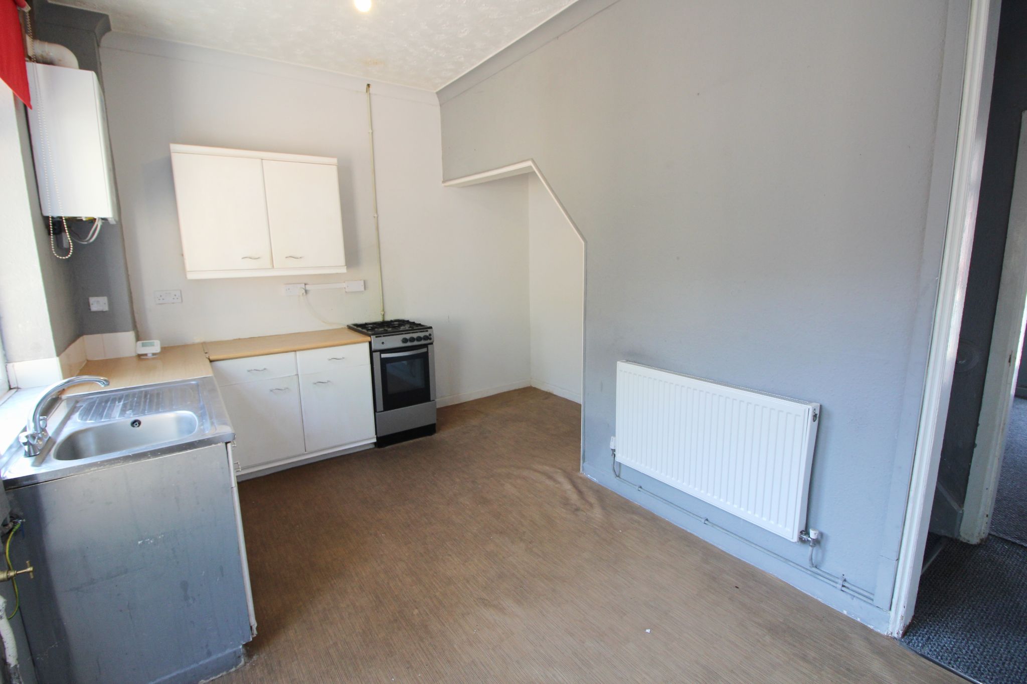 2 bedroom mid terraced house To Let in Wigan - Photograph 4.