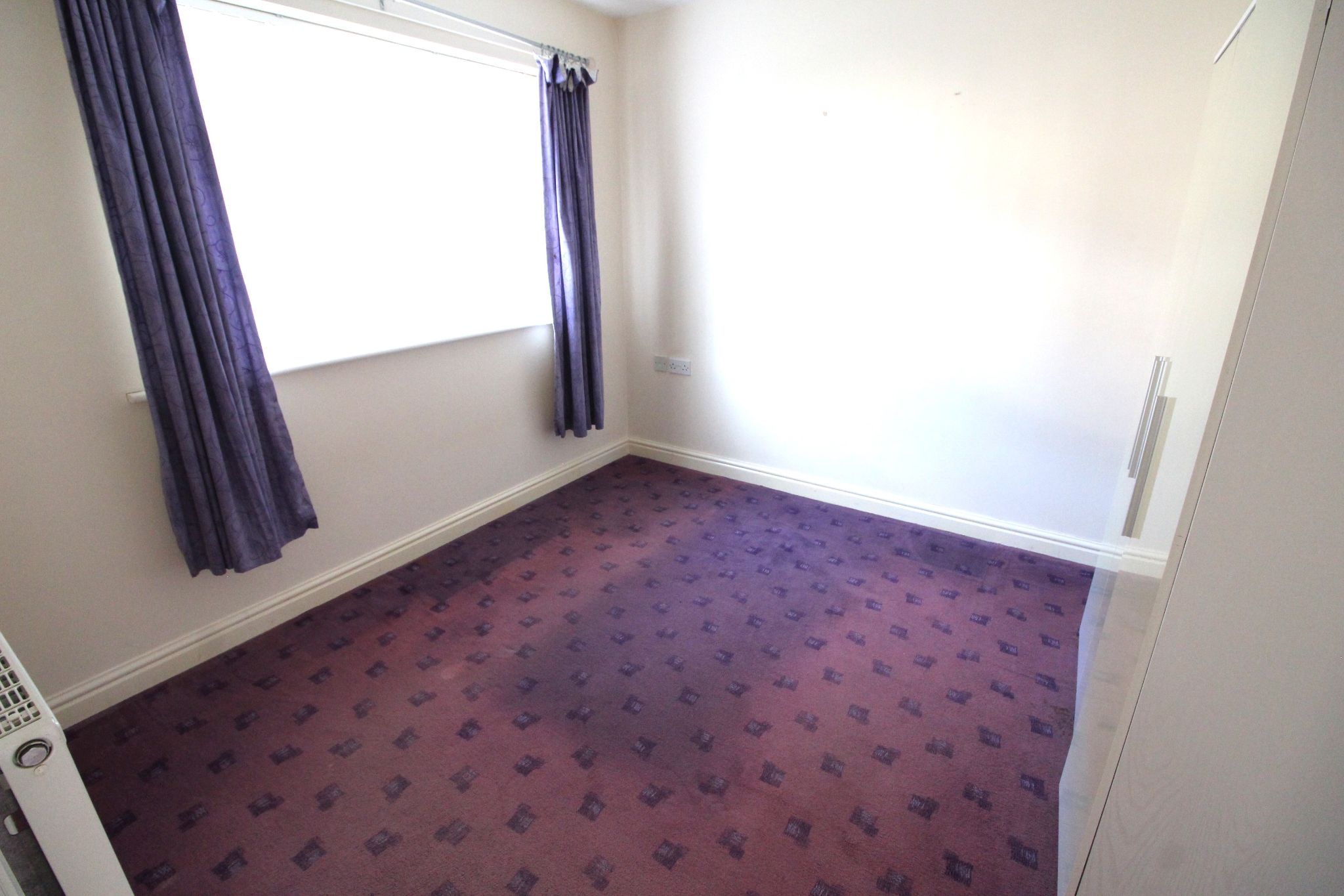2 bedroom detached bungalow For Sale in Wigan - Photograph 10.