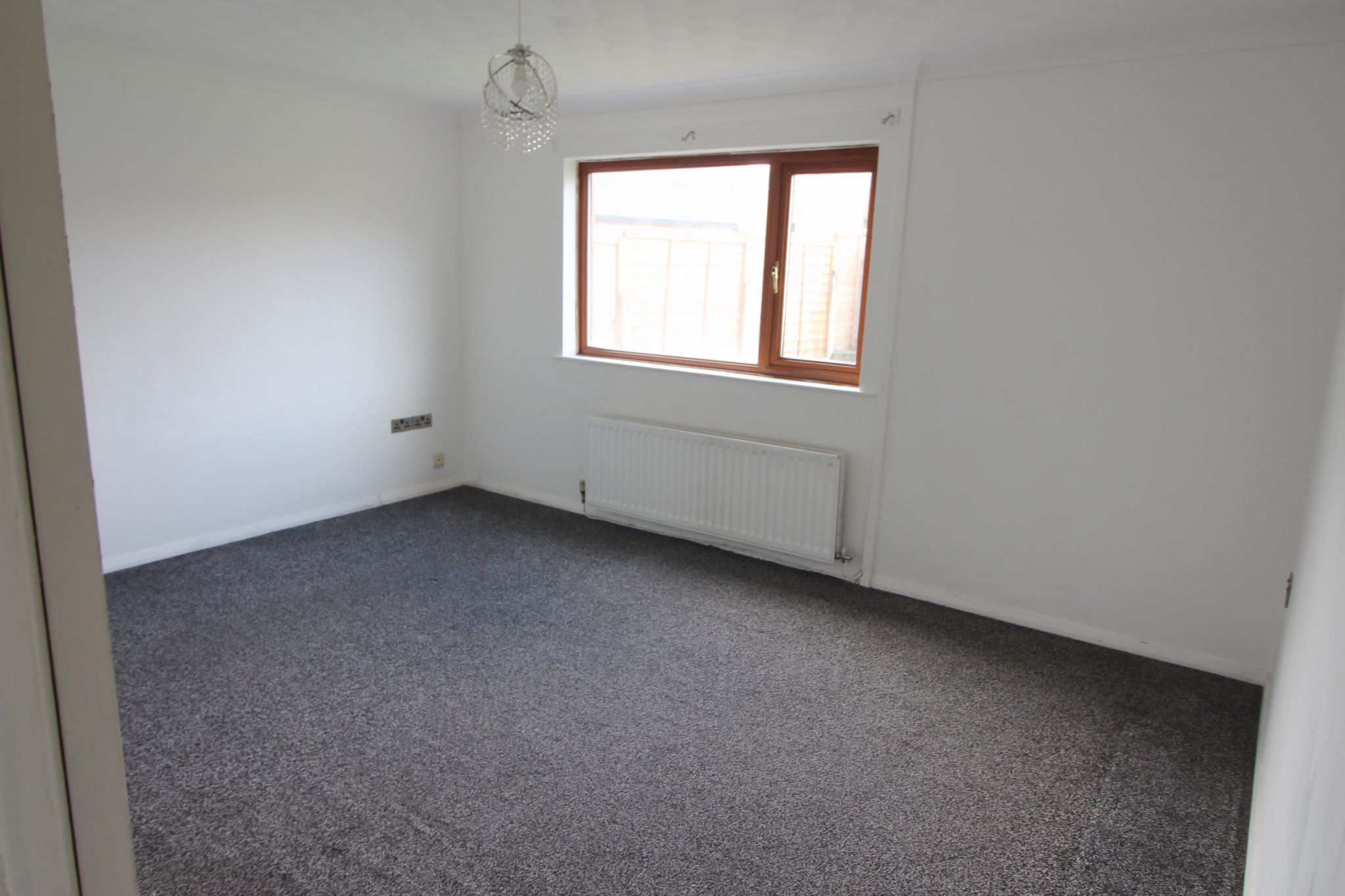3 bedroom mid terraced house To Let in Wigan - Property photograph.