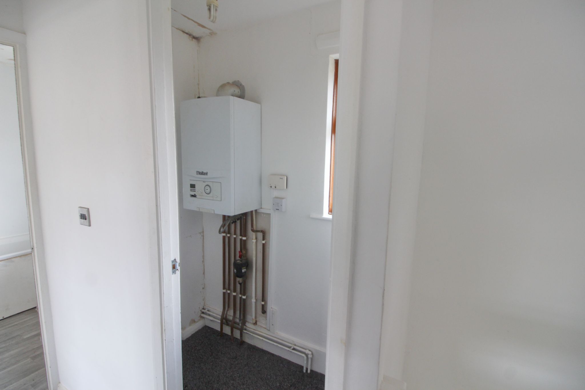 3 bedroom mid terraced house To Let in Wigan - Photograph 17.