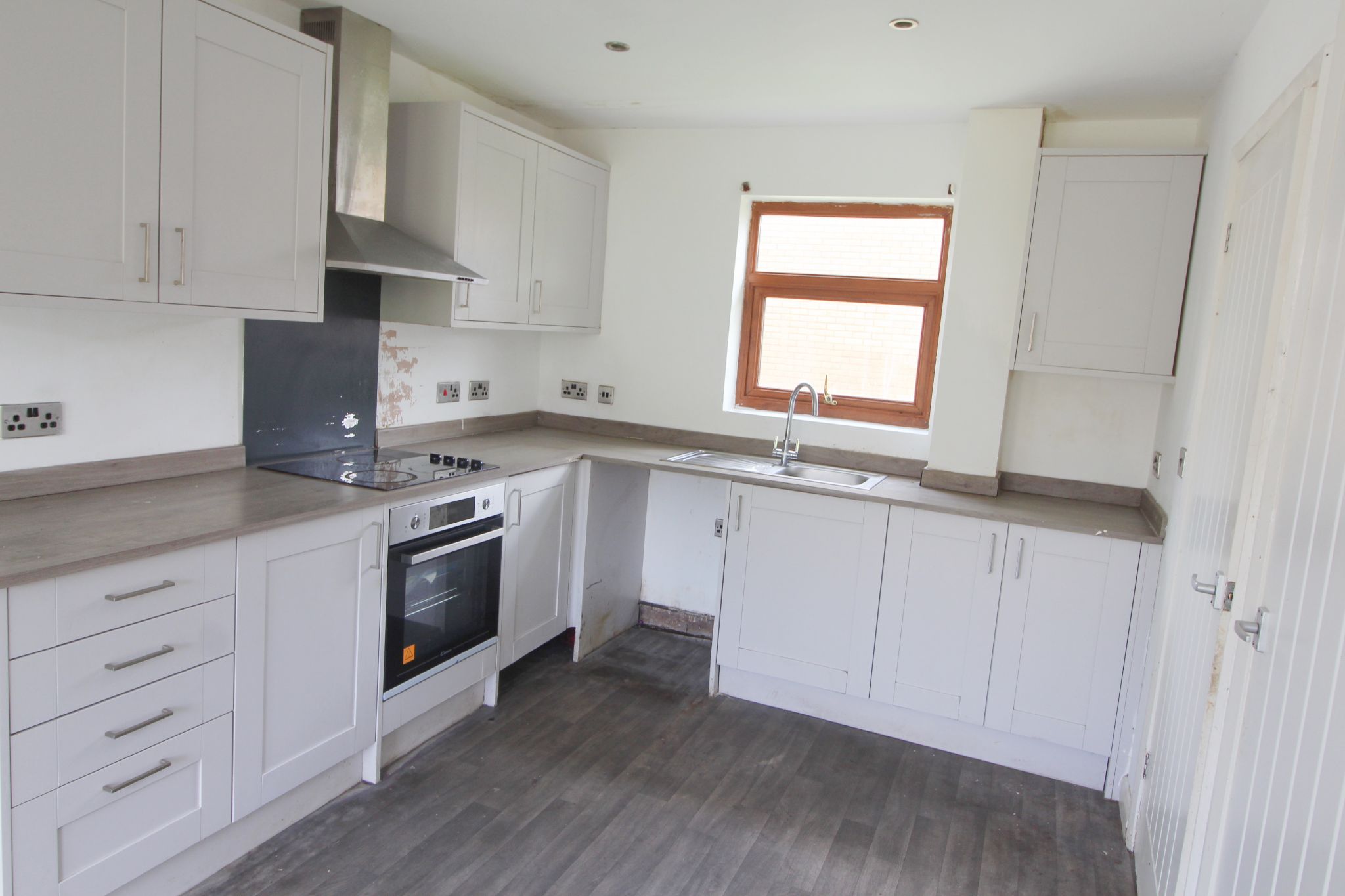 3 bedroom mid terraced house To Let in Wigan - Photograph 6.