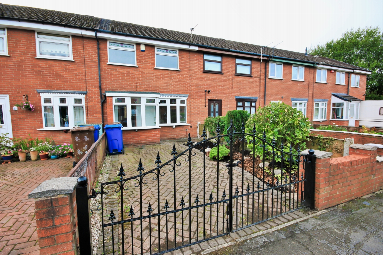 3 bedroom mid terraced house Let in Wigan - Photograph 1.