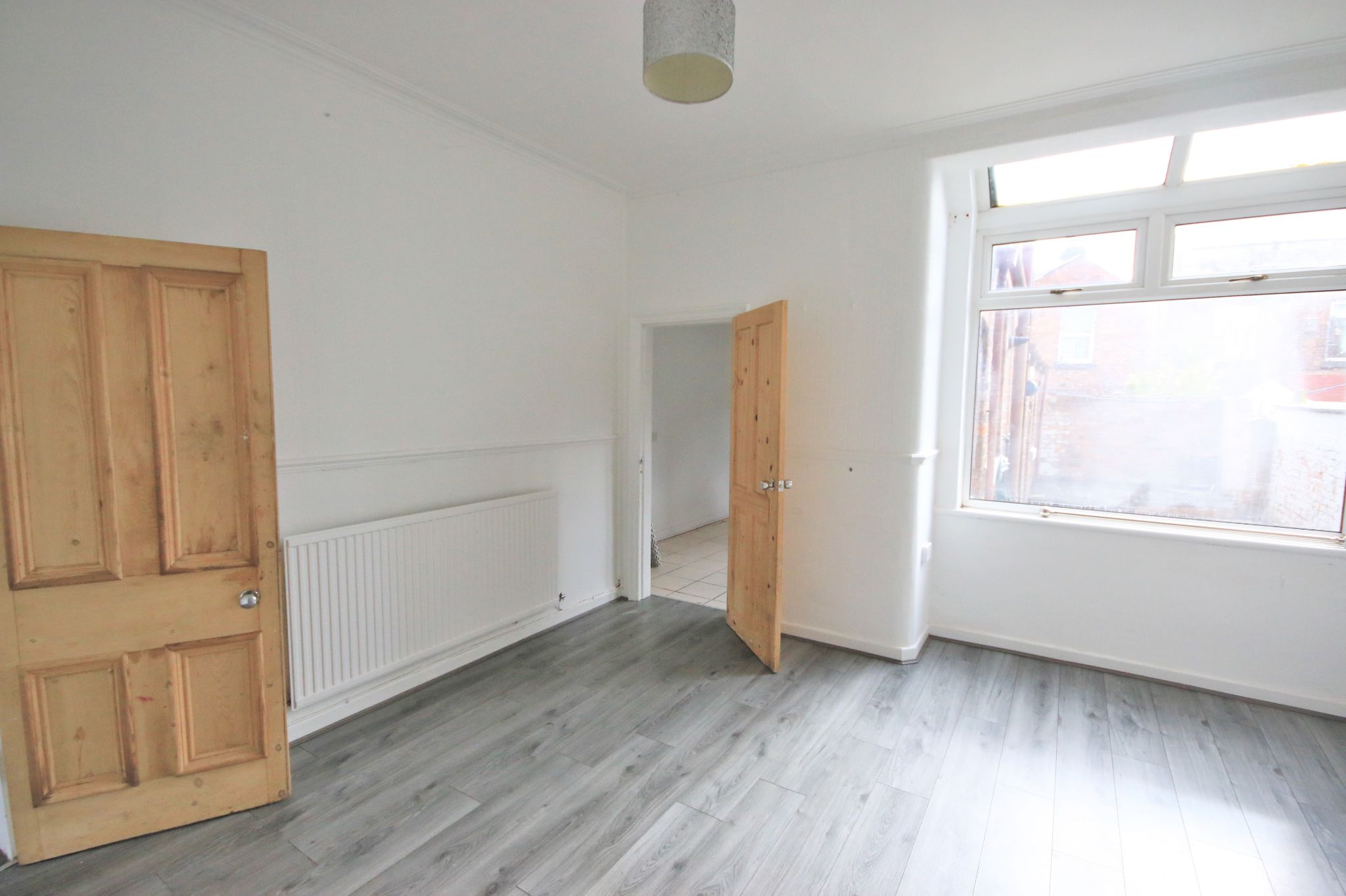 3 bedroom semi-detached house Let in Wigan - Photograph 8.