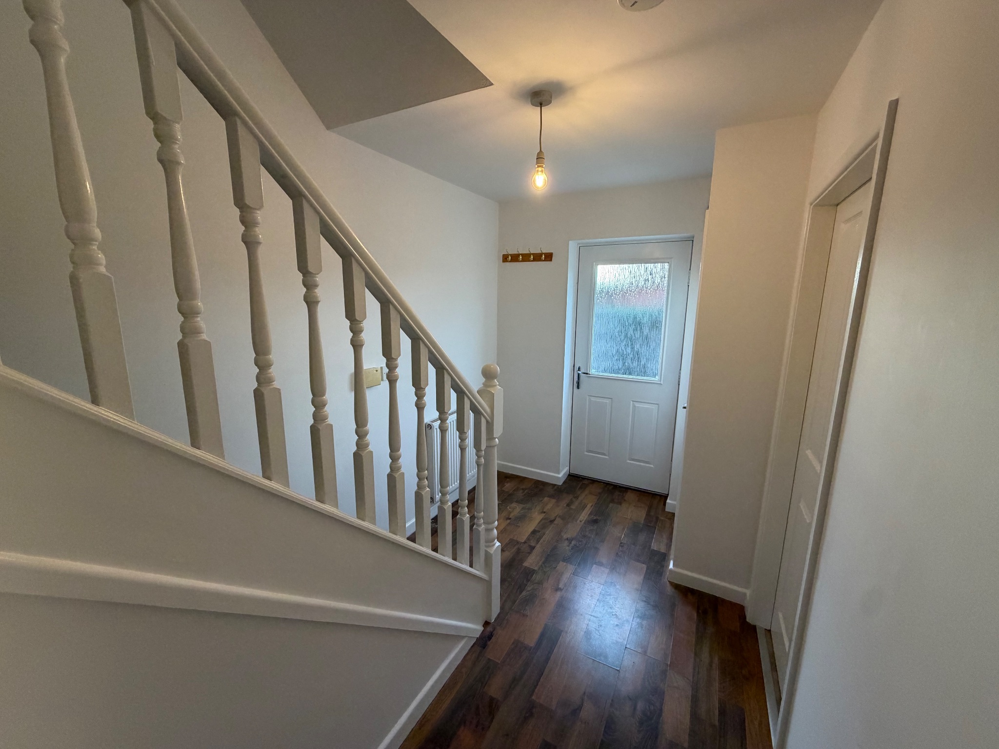 3 bedroom mid terraced house To Let in Doncaster - Property photograph.