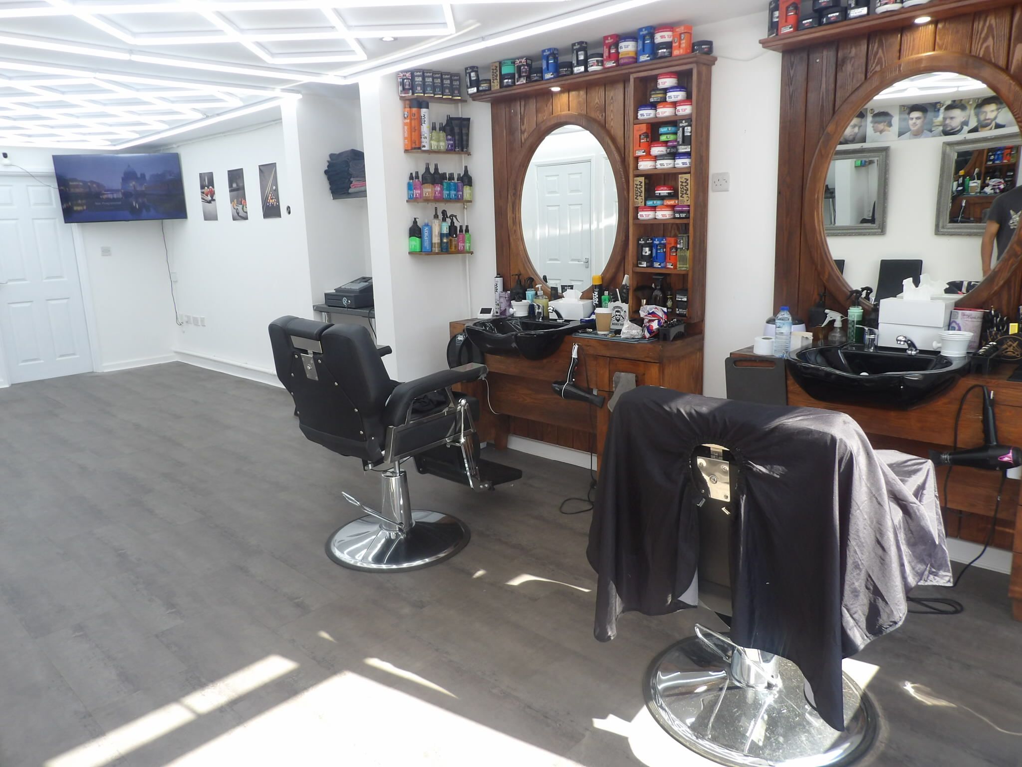 Retail To Let in Doncaster - Property photograph.