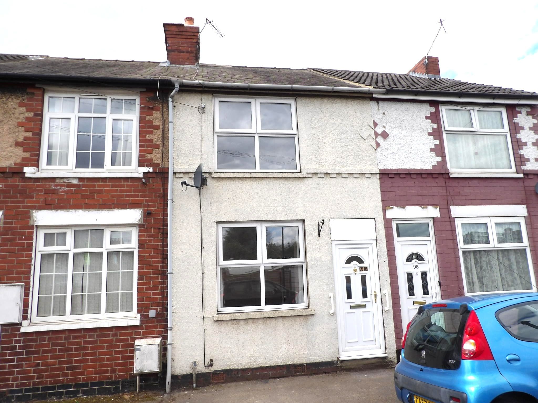 2 bedroom mid terraced house To Let in Doncaster - Property photograph.