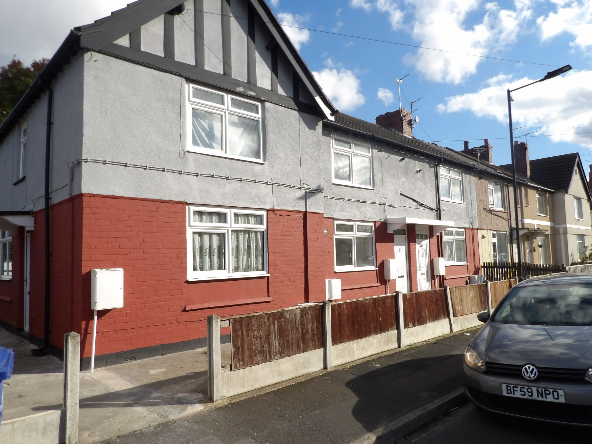 1 bedroom ground floor flat/apartment To Let in Doncaster - Property photograph.