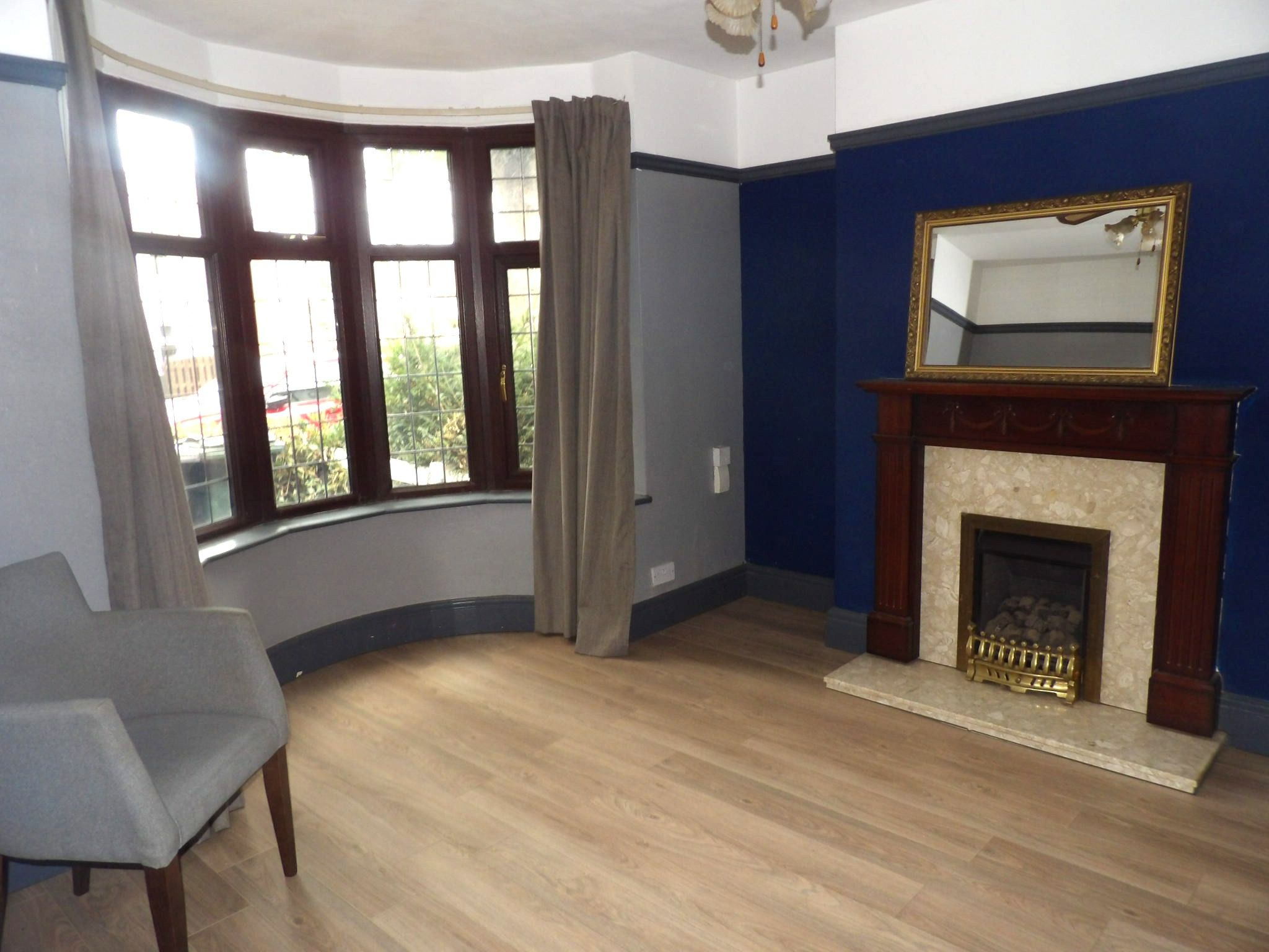 2 bedroom mid terraced house To Let in Doncaster - Property photograph.