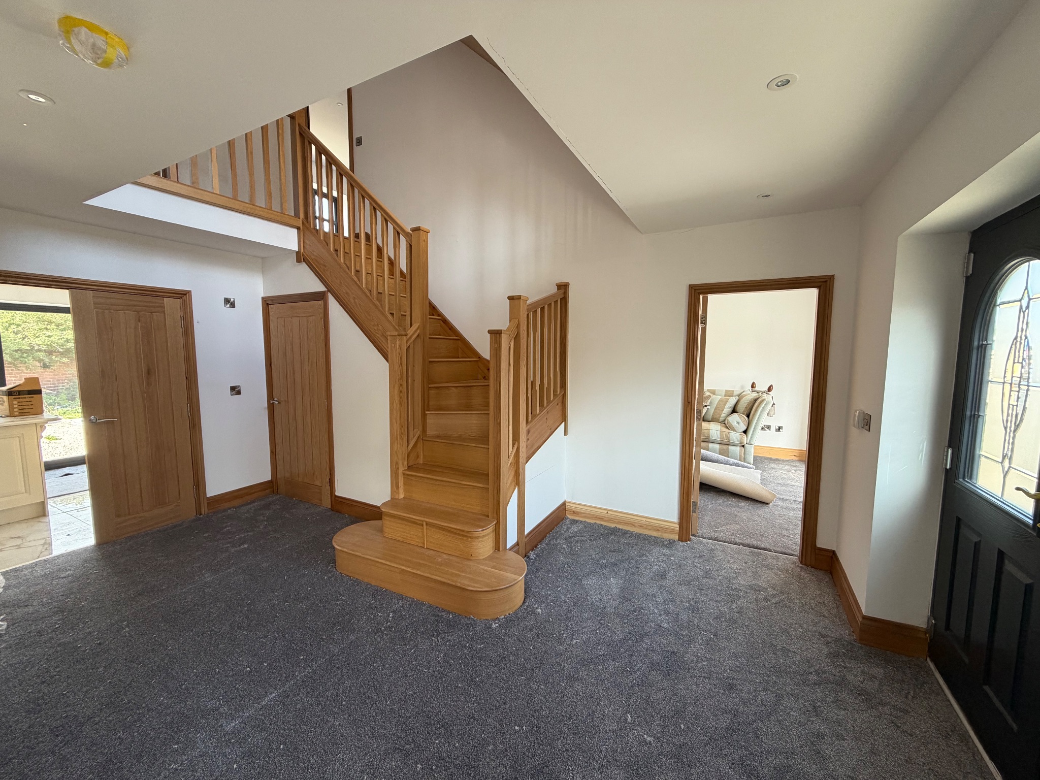 5 bedroom detached house To Let in Doncaster - Property photograph.