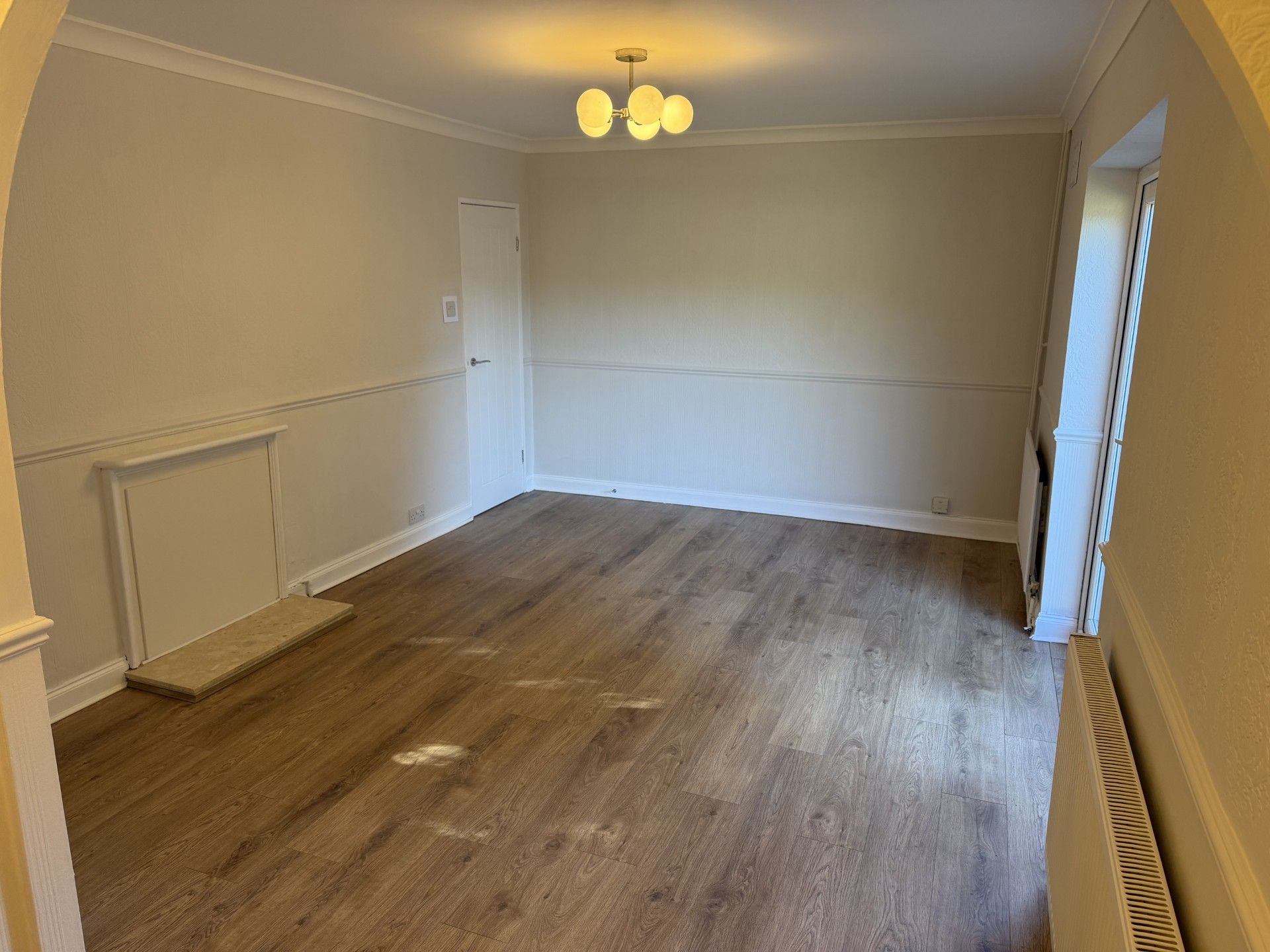 3 bedroom semi-detached house To Let in Doncaster - Property photograph.