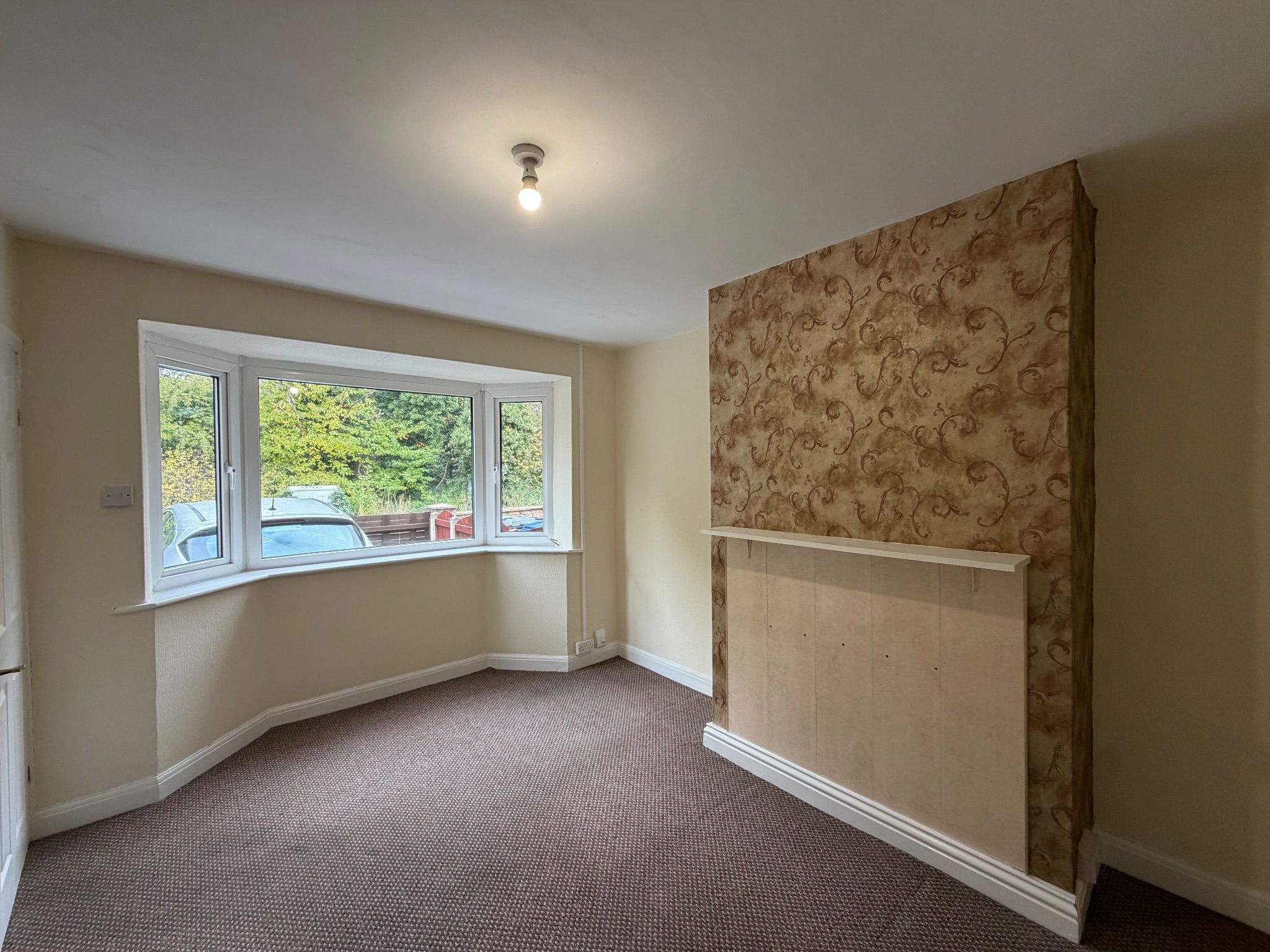 2 bedroom semi-detached house To Let in Doncaster - Property photograph.