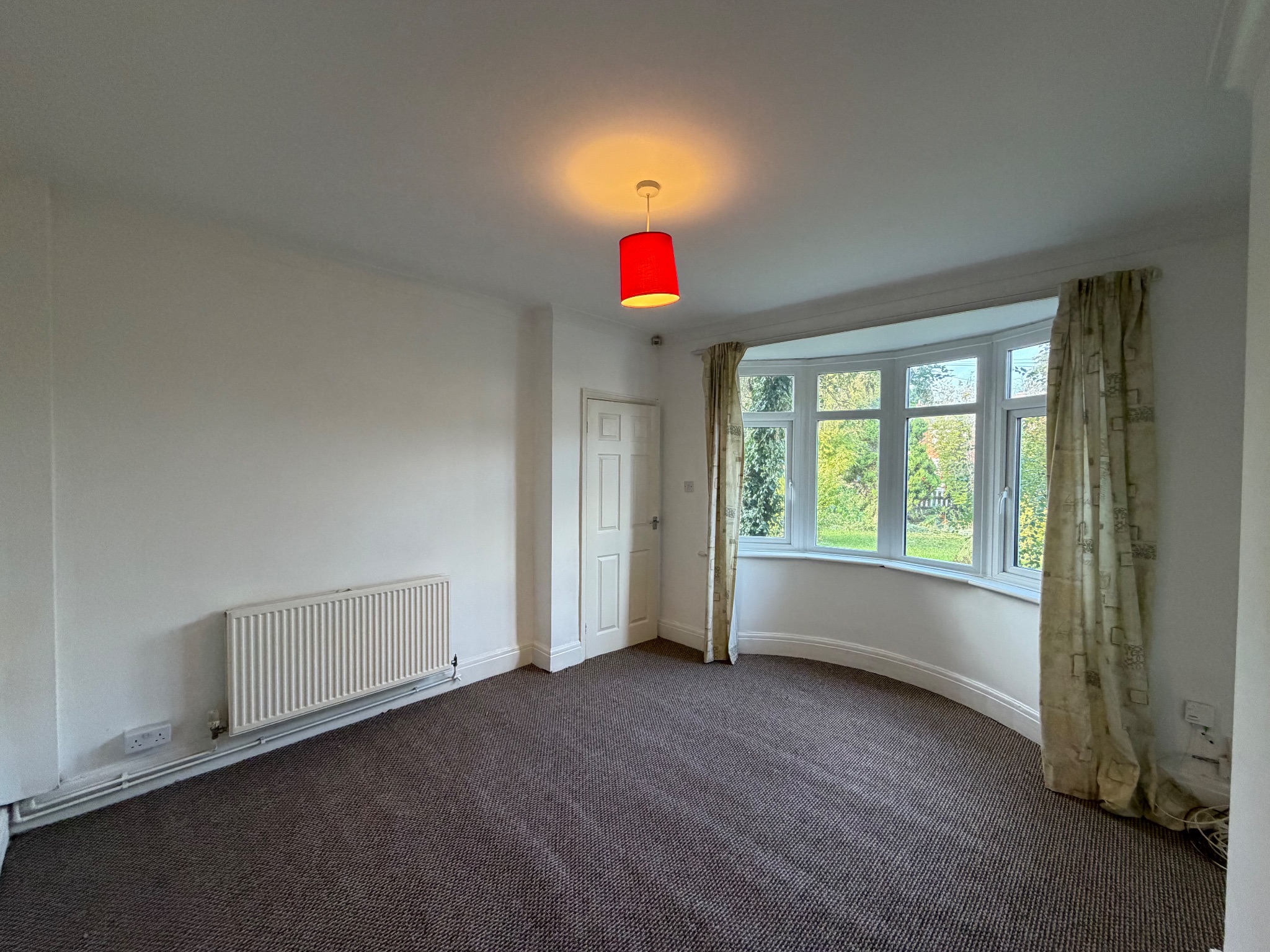 3 bedroom semi-detached house To Let in Doncaster - Property photograph.