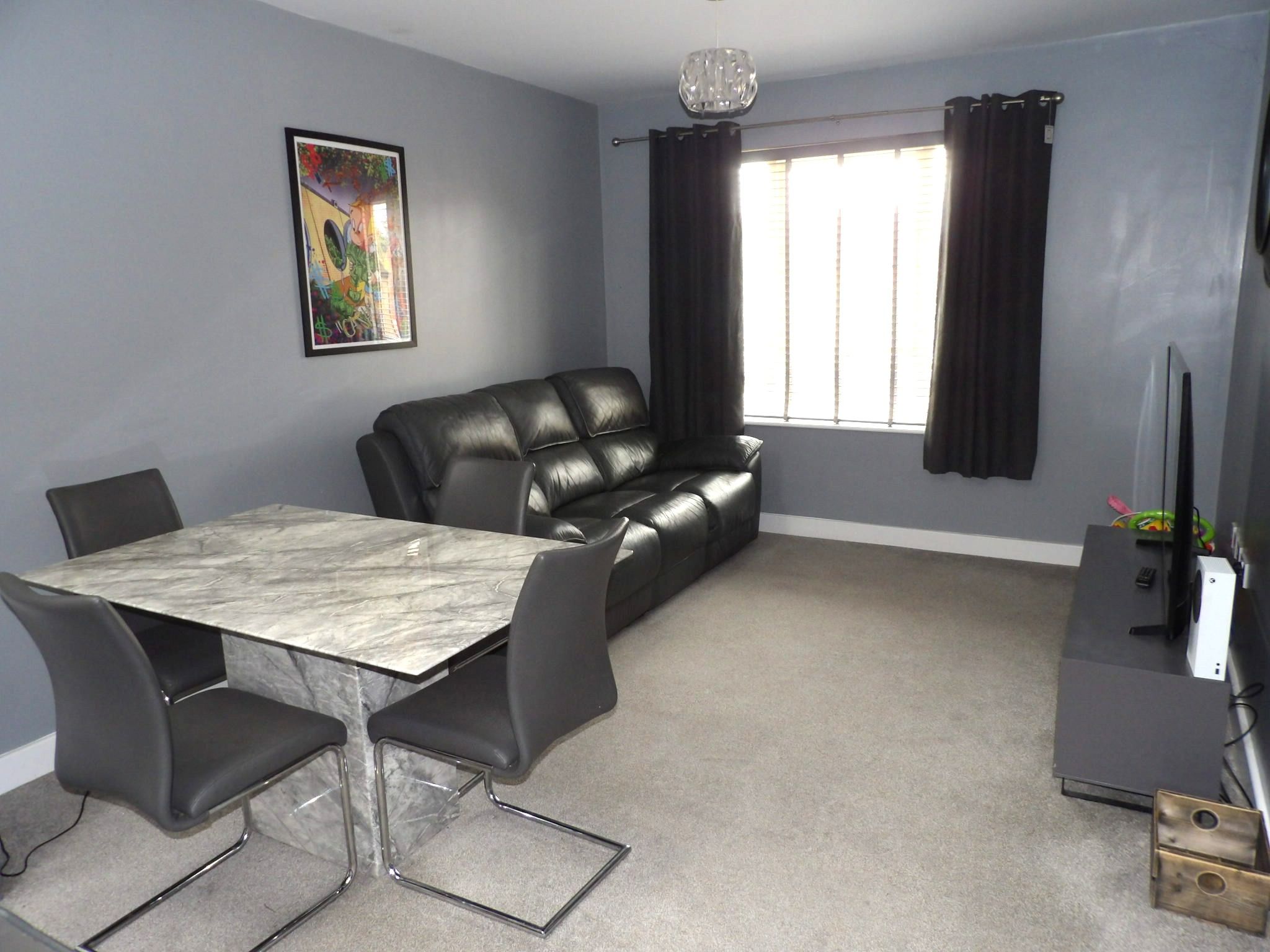 2 bedroom detached house To Let in Doncaster - Property photograph.