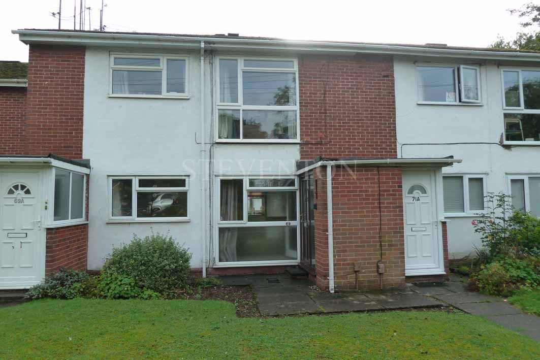 2 Bed Apartment Flat/apartment For Sale - Photograph 1