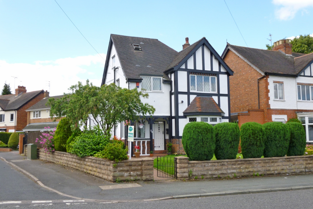 3 Bed Semi-detached House For Sale - 0