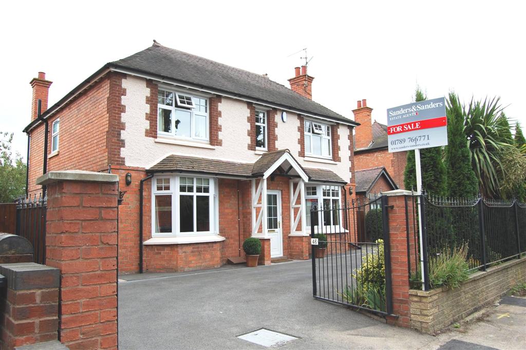 3 bedroom detached house Let Alcester - 0