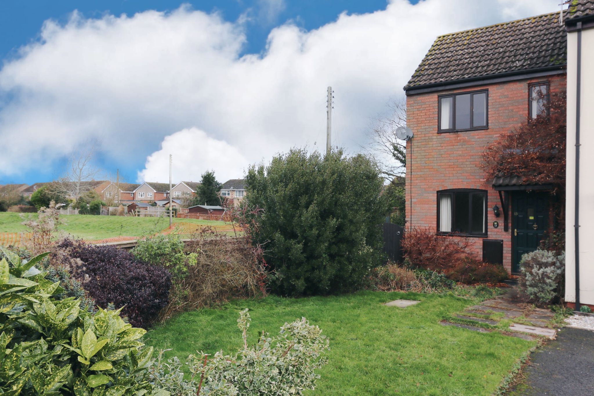 1 bedroom end terraced house Sold Alcester - Photograph 1