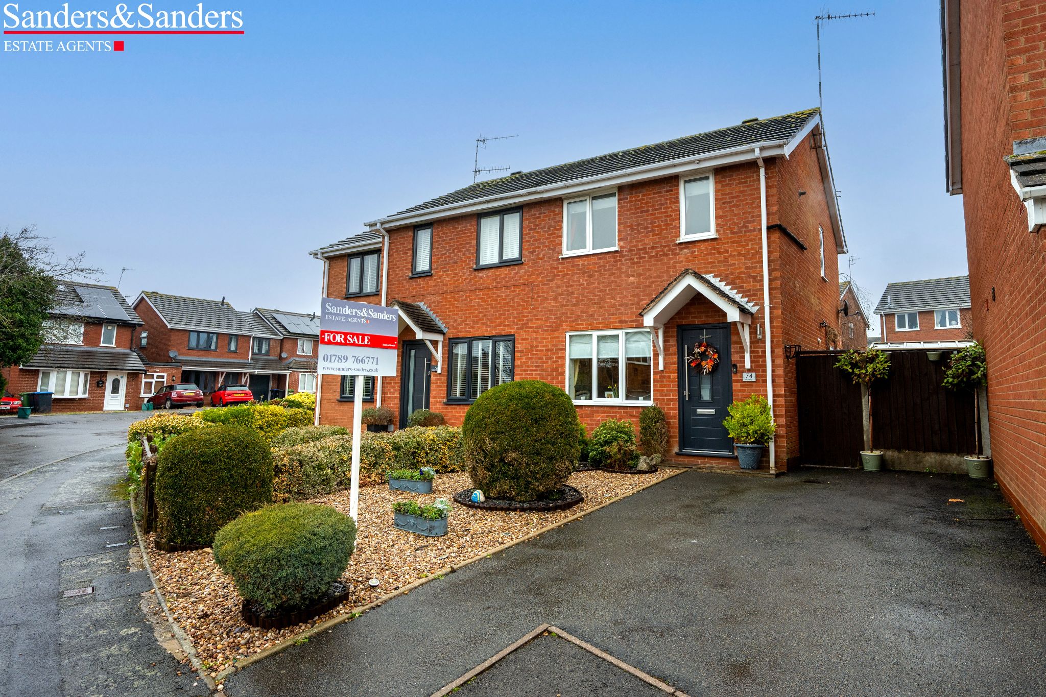 2 bedroom semi-detached house SSTC in Bidford-on-avon, Alcester - Photograph 1