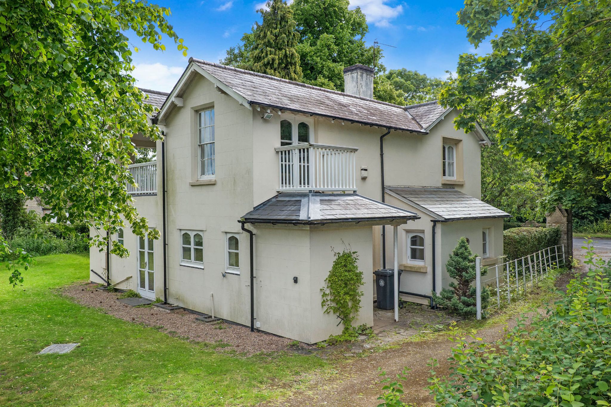 4 bedroom detached house Sold in Chapel Oak,salford Priors, Evesham - Photograph 2