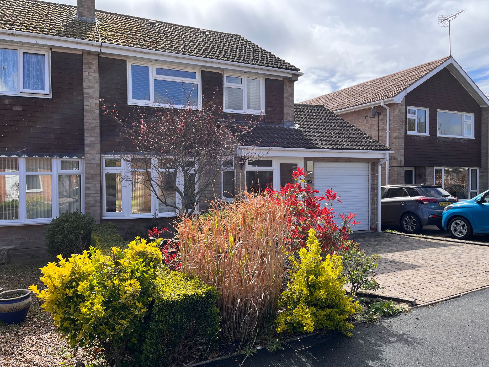 3 bedroom semi-detached house Sold Alcester - Photograph 1