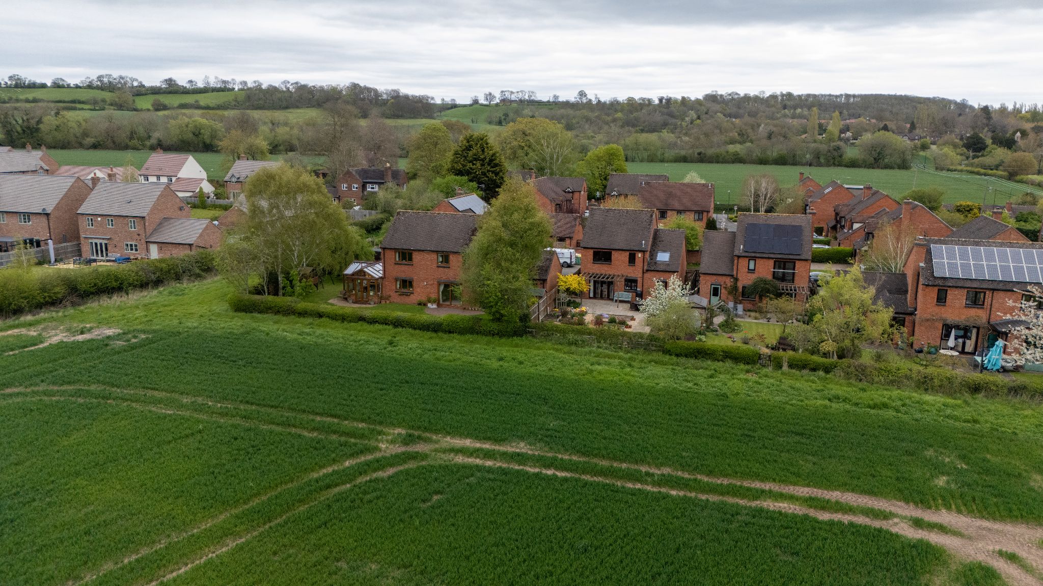 4 bedroom detached house For Sale in Great Alne, Alcester - Property photograph