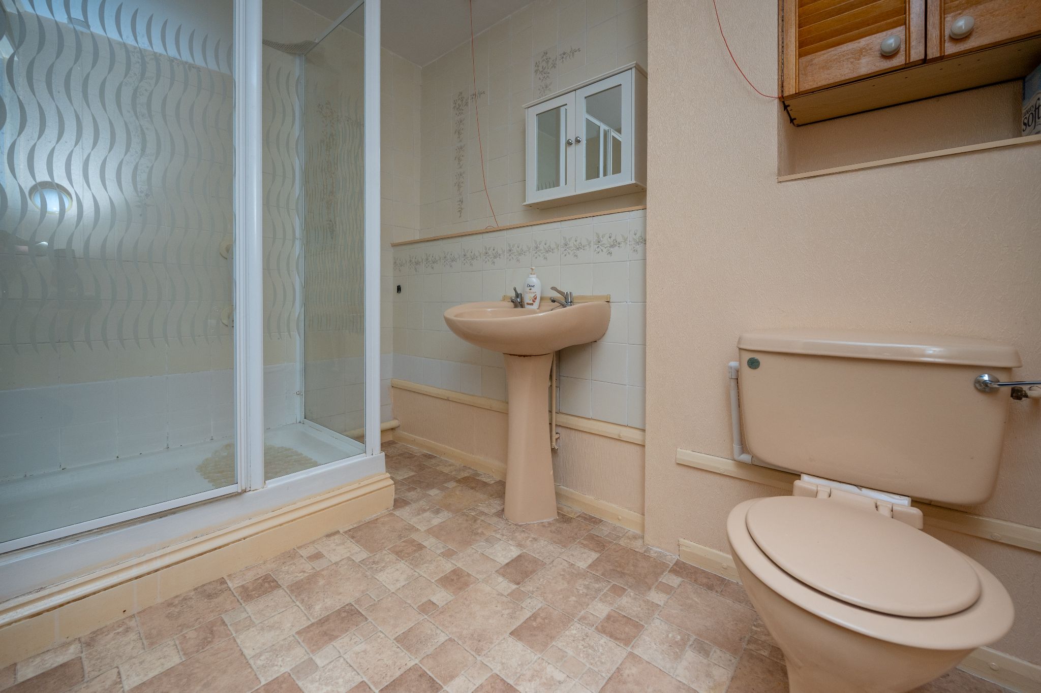  - Photograph 20