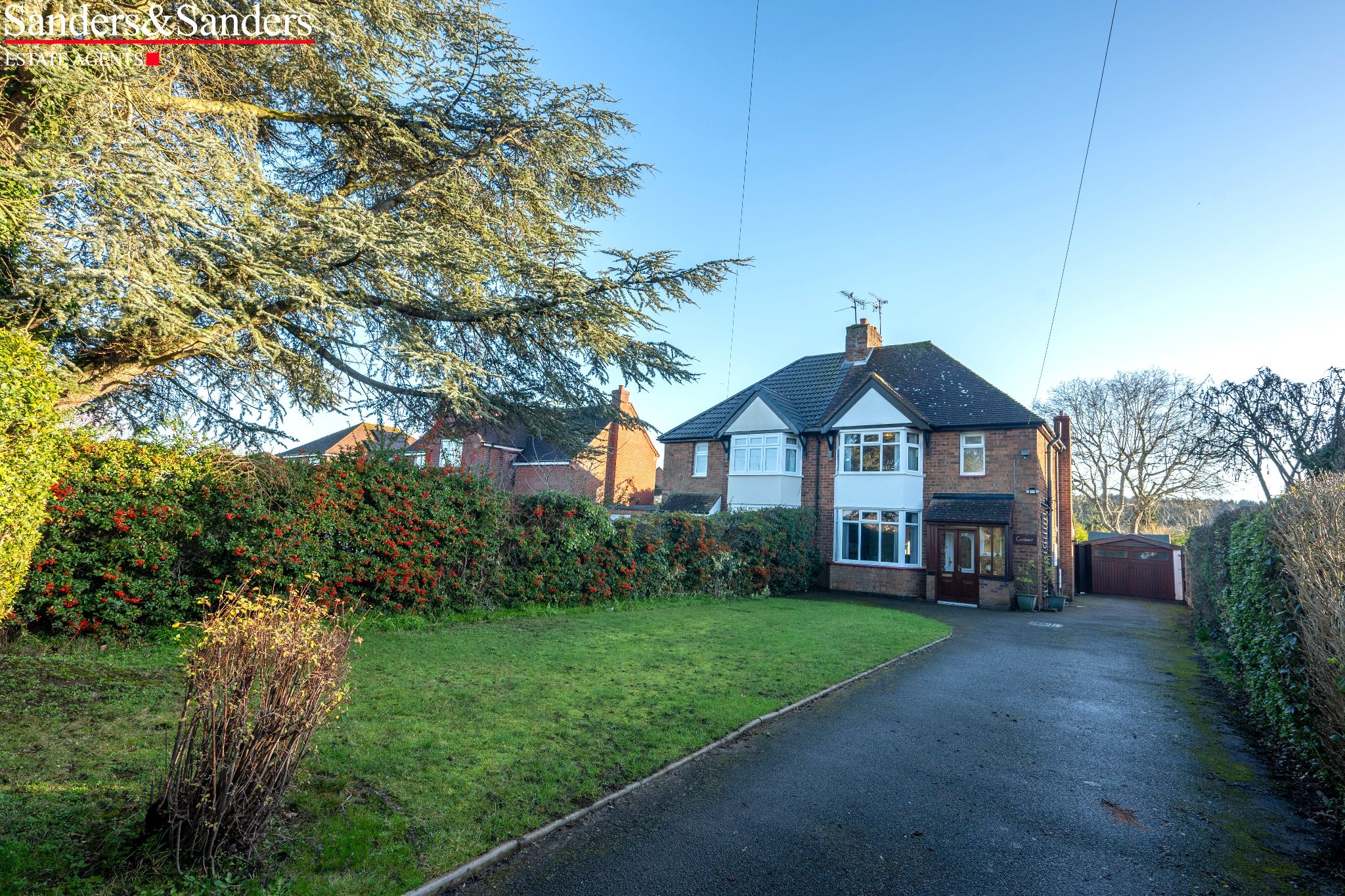 3 bedroom semi-detached house SSTC in Oversley Green, Alcester - Photograph 1