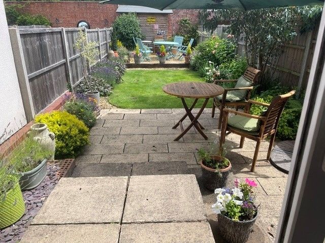  - Photograph 31