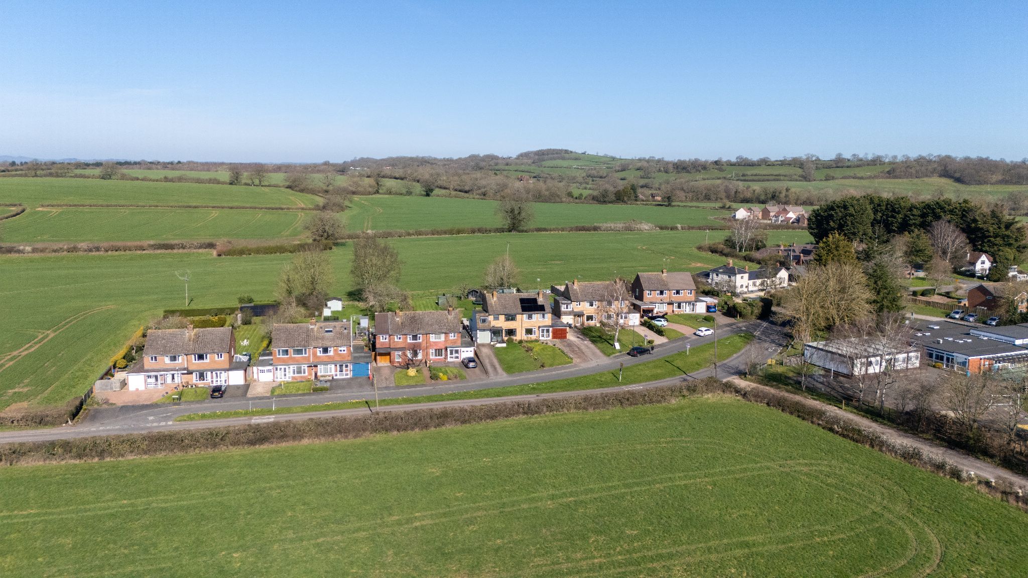 2 bedroom semi-detached house For Sale in Great Alne, Alcester - Property photograph
