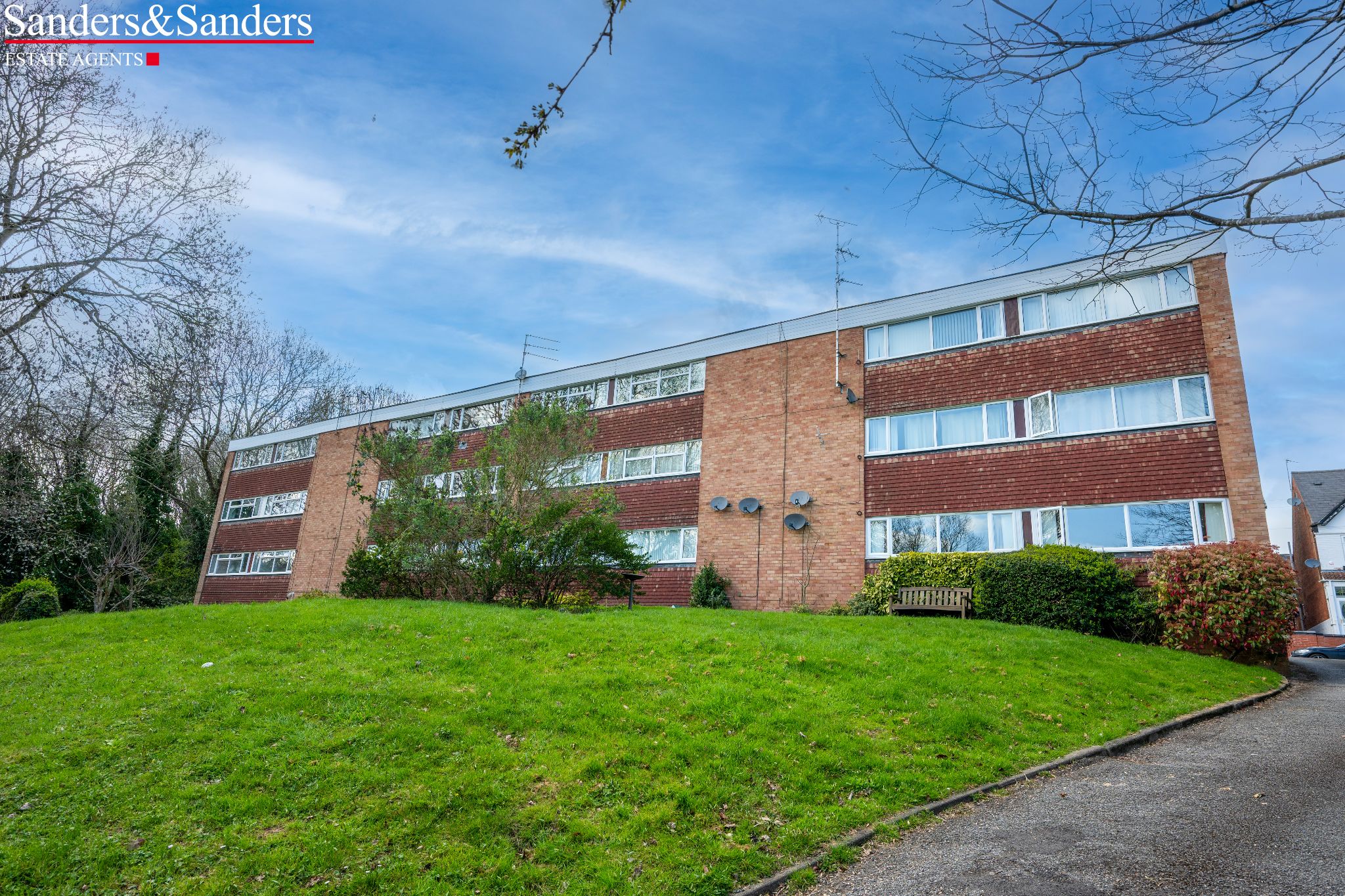2 bedroom apartment flat/apartment For Sale in Glover Street, Redditch - Photograph 1