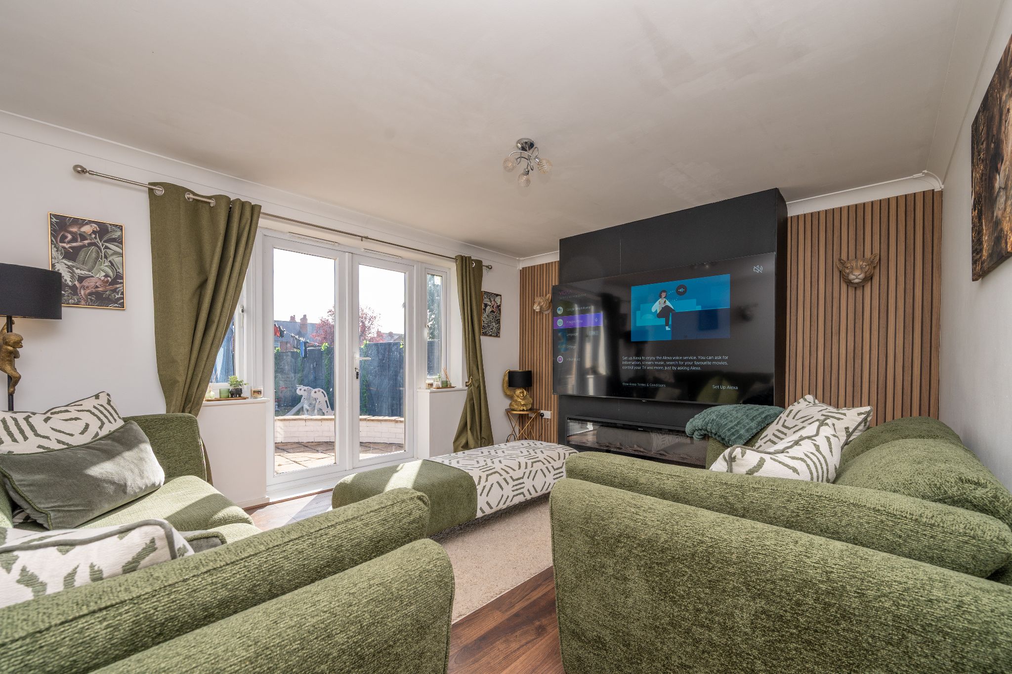 4 bedroom detached house For Sale Alcester - Property photograph