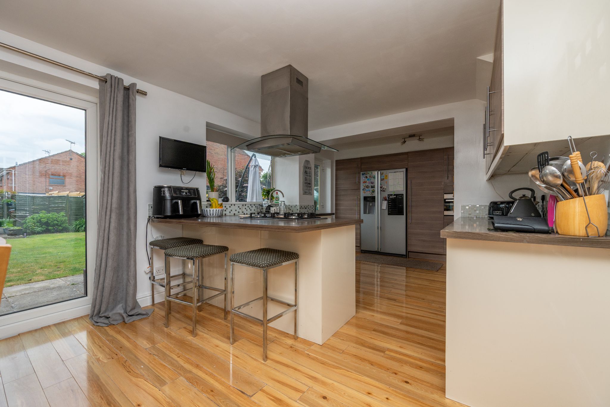 4 bedroom semi-detached house For Sale Alcester - Property photograph